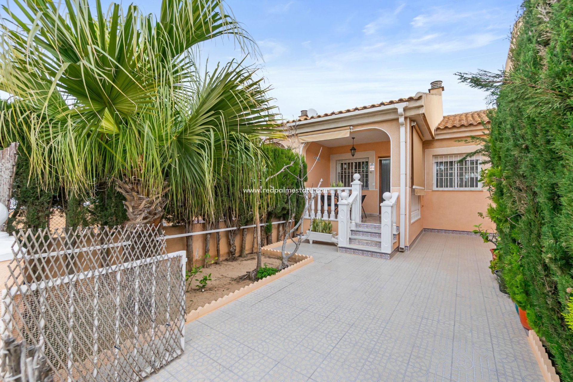 Videresalg - Rekkehus -
San Javier