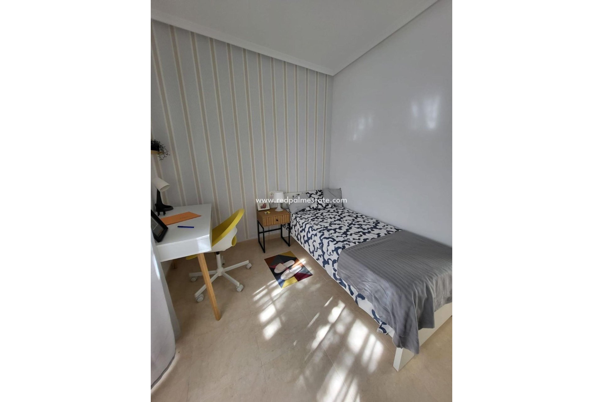 Videresalg - Rekkehus -
San Miguel de Salinas - Ciudad De Las Comunicaciones