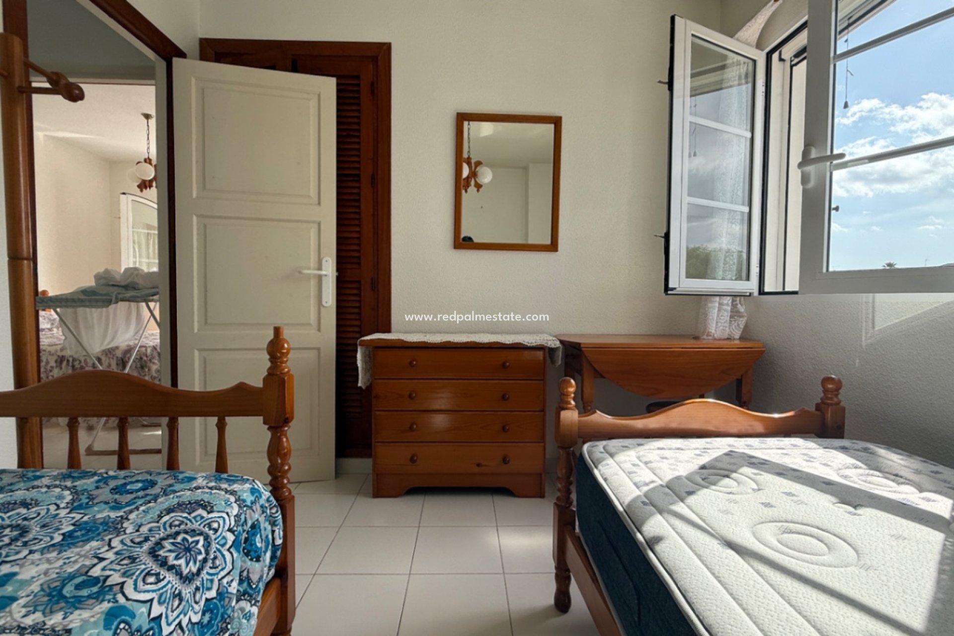 Videresalg - Rekkehus -
San Miguel de Salinas - Inland