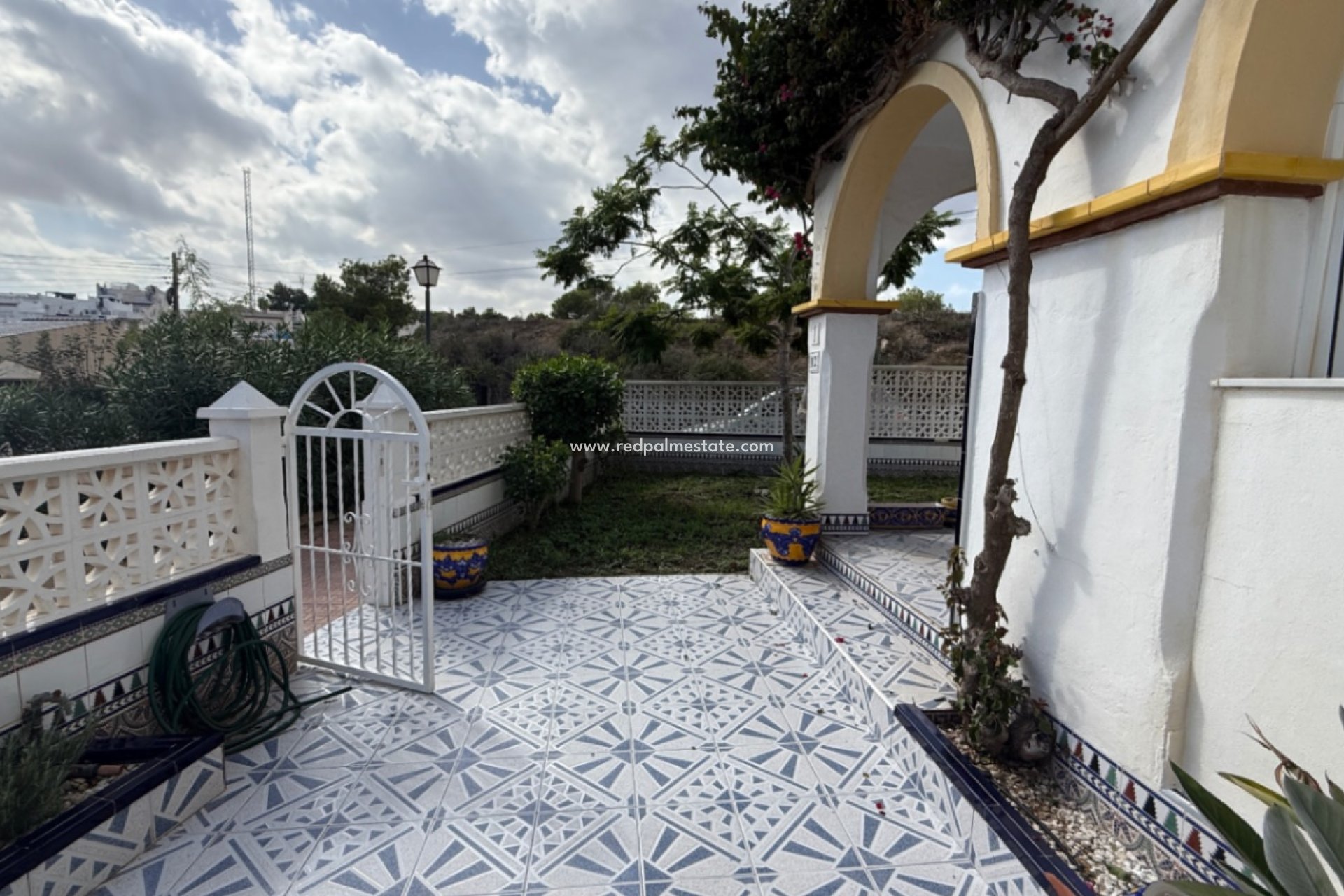 Videresalg - Rekkehus -
San Miguel de Salinas - Inland