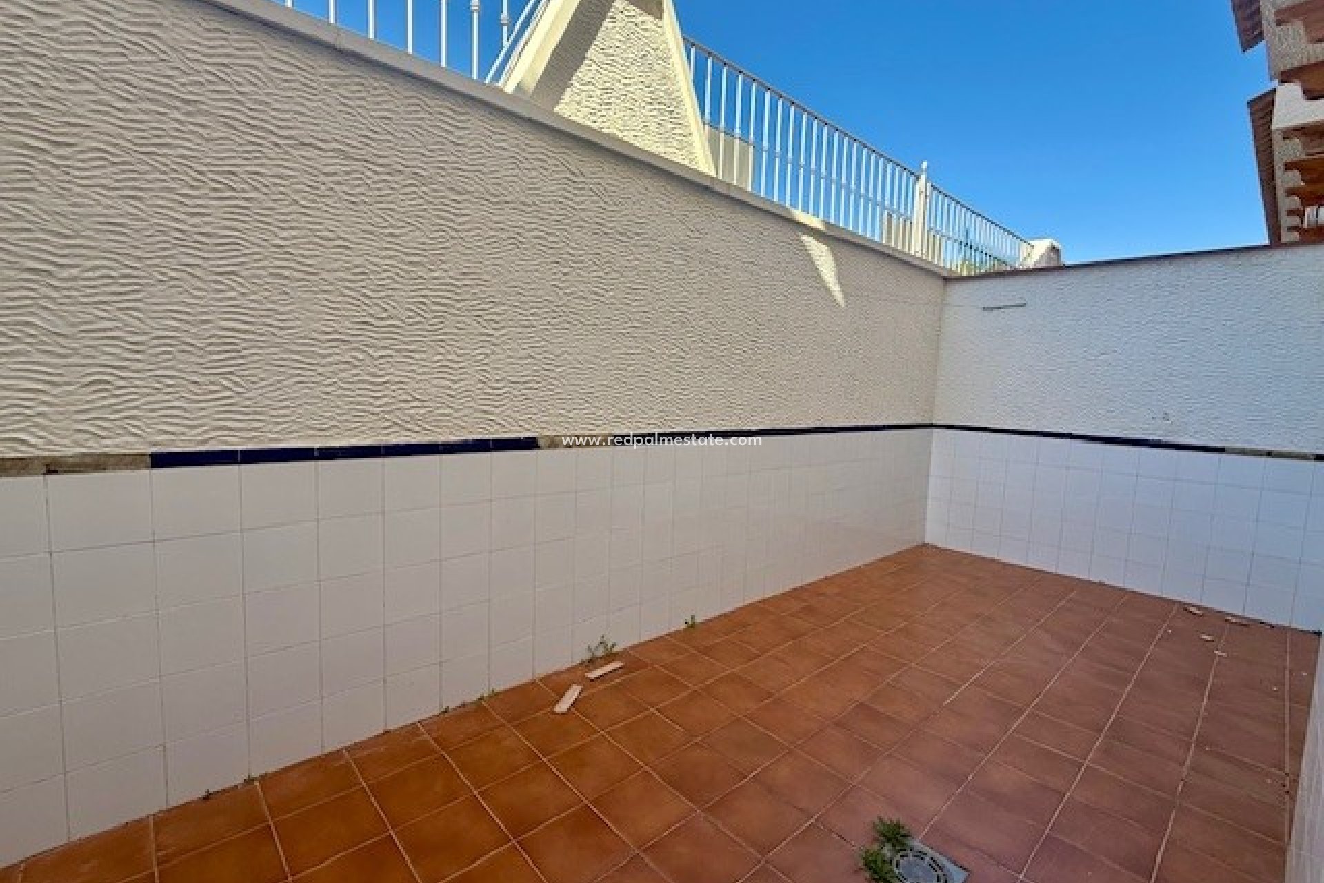 Videresalg - Rekkehus -
San Miguel de Salinas - Inland