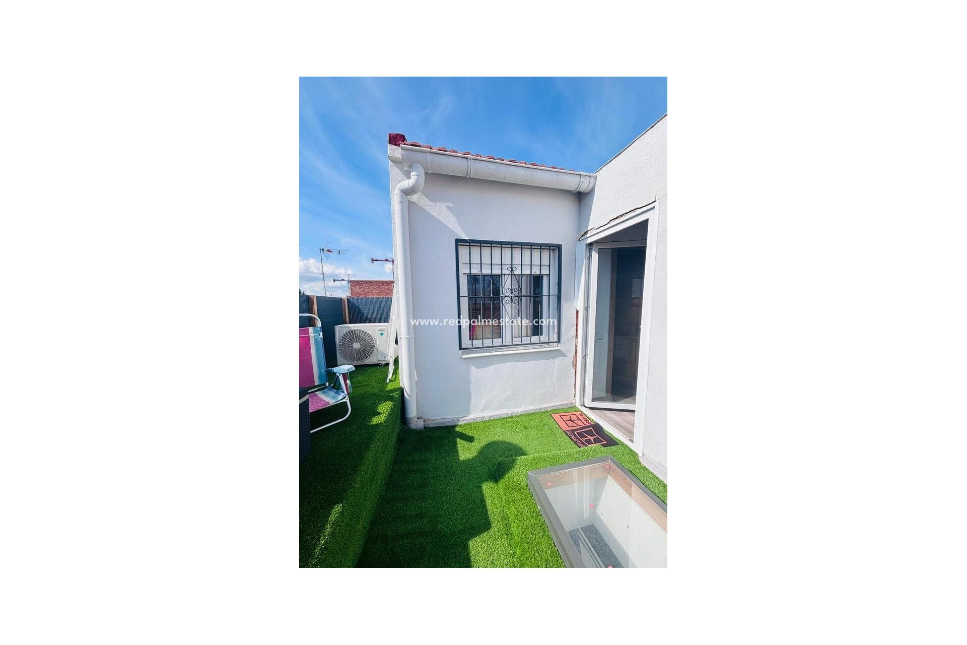 Videresalg - Rekkehus -
San Miguel de Salinas - Inland