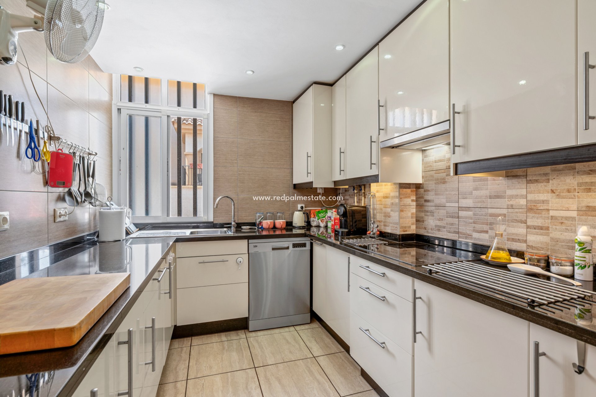 Videresalg - Rekkehus -
San Miguel de Salinas - Inland