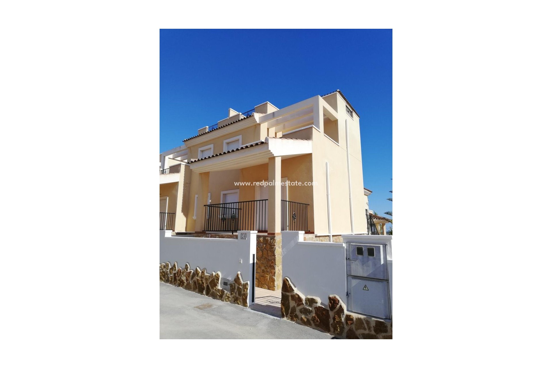 Videresalg - Rekkehus -
San Miguel de Salinas - San Miguel Salinas