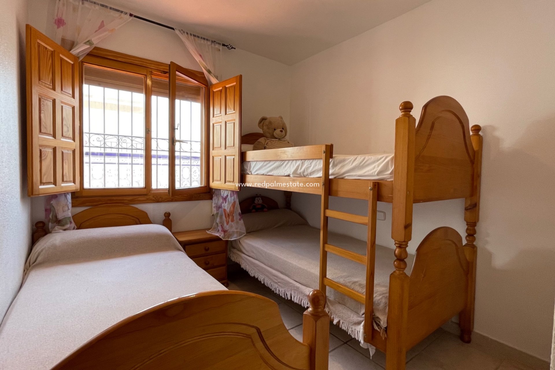 Videresalg - Rekkehus -
Torre de la Horadada - Costa Blanca