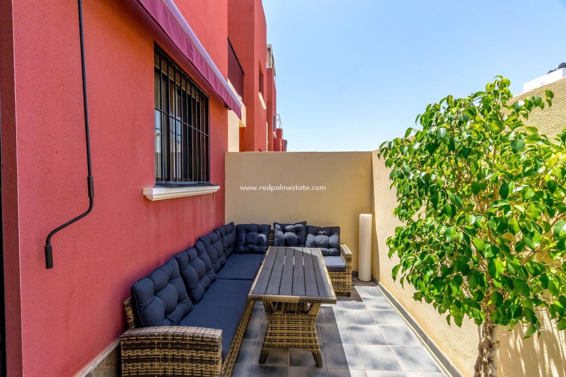 Videresalg - Rekkehus -
Torrevieja - Aguas Nueva