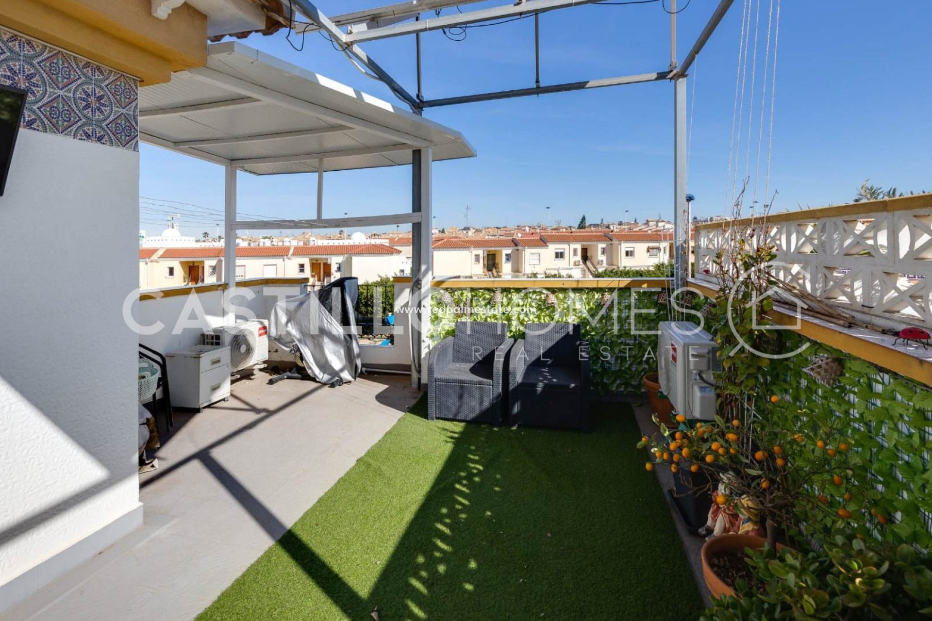 Videresalg - Rekkehus -
Torrevieja - Aguas Nueva