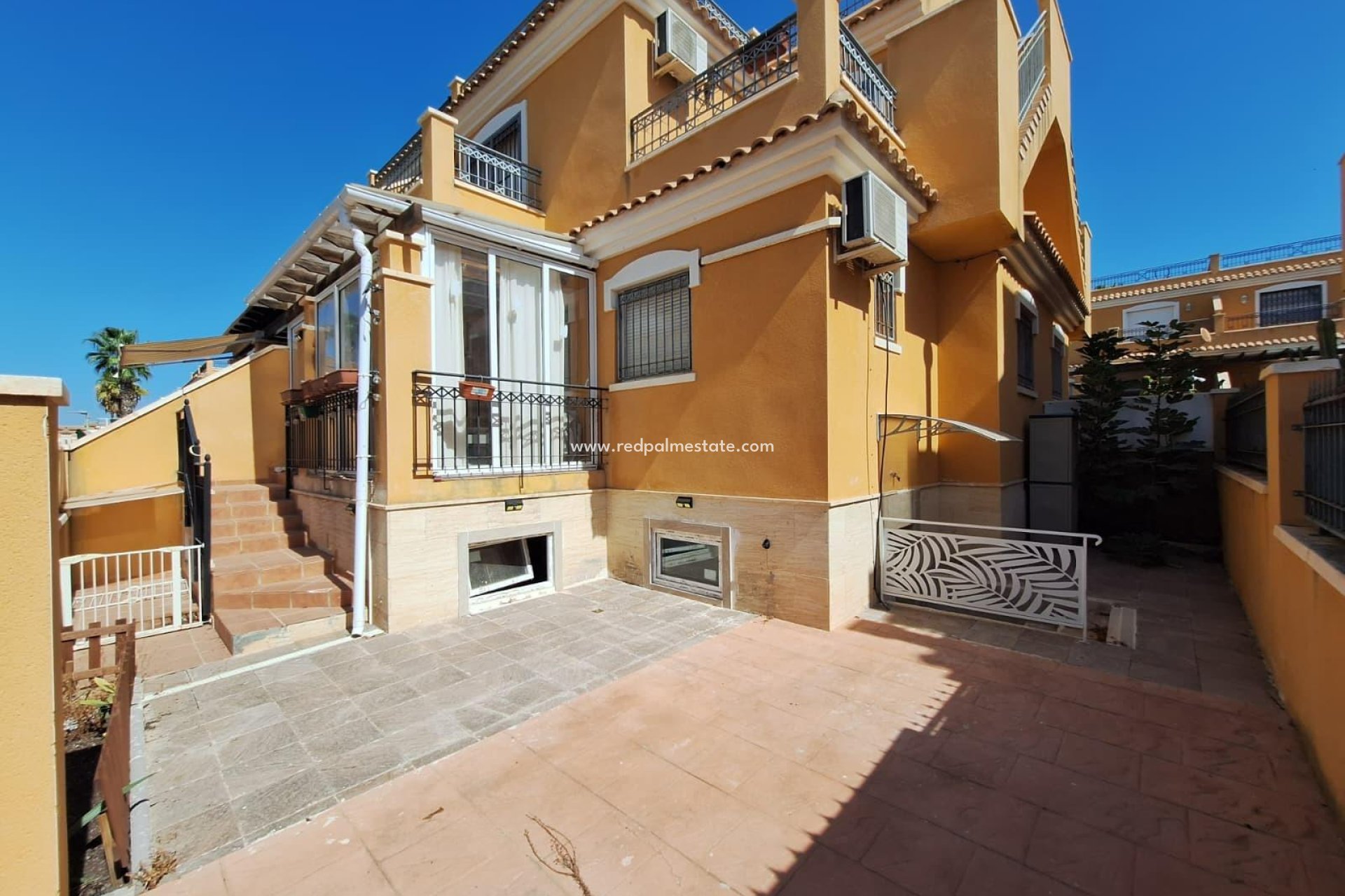 Videresalg - Rekkehus -
Torrevieja - Aguas Nuevas