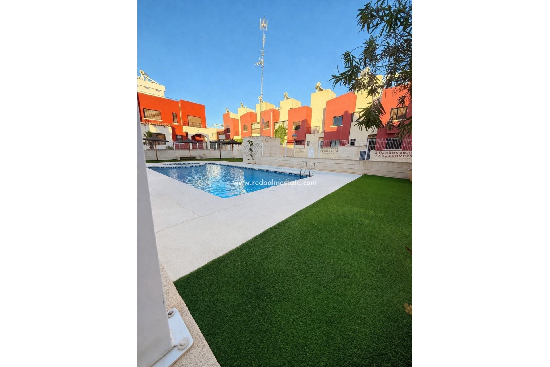 Videresalg - Rekkehus -
Torrevieja - Aguas Nuevas