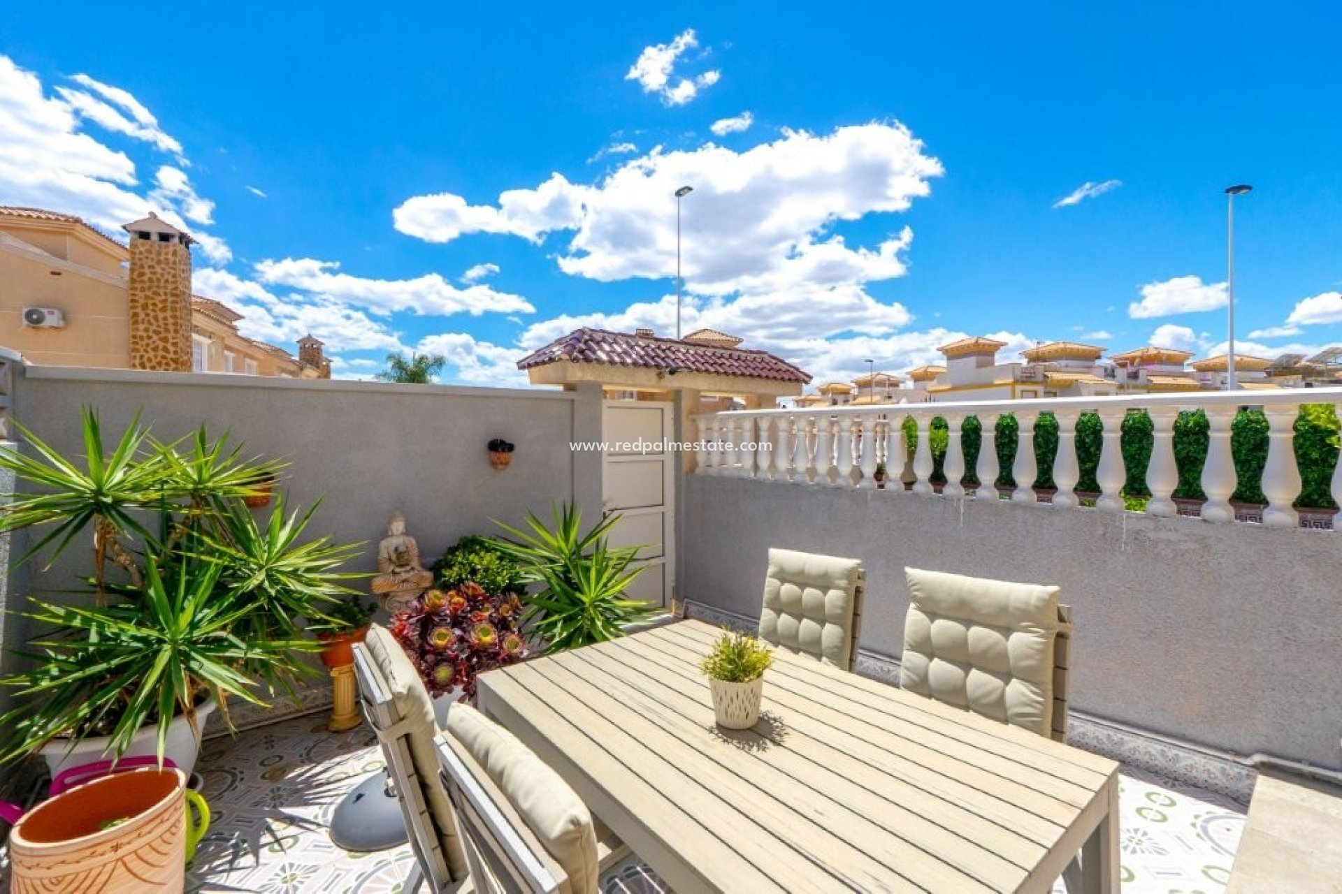 Videresalg - Rekkehus -
Torrevieja - Aguas Nuevas