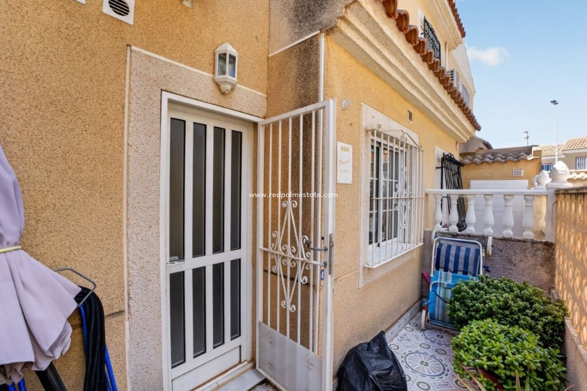Videresalg - Rekkehus -
Torrevieja - Aguas Nuevas