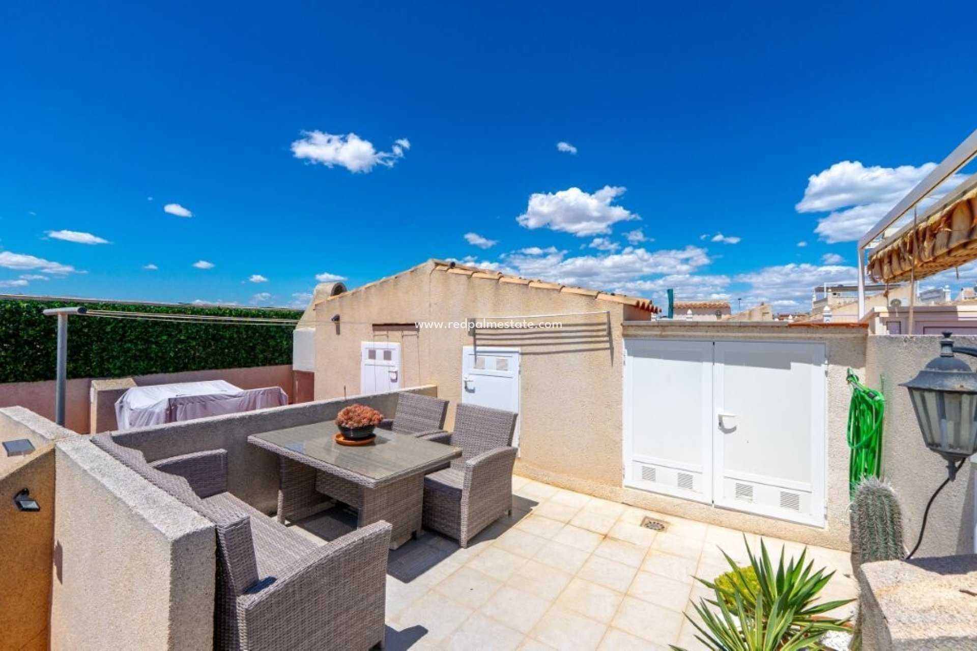 Videresalg - Rekkehus -
Torrevieja - Aguas Nuevas