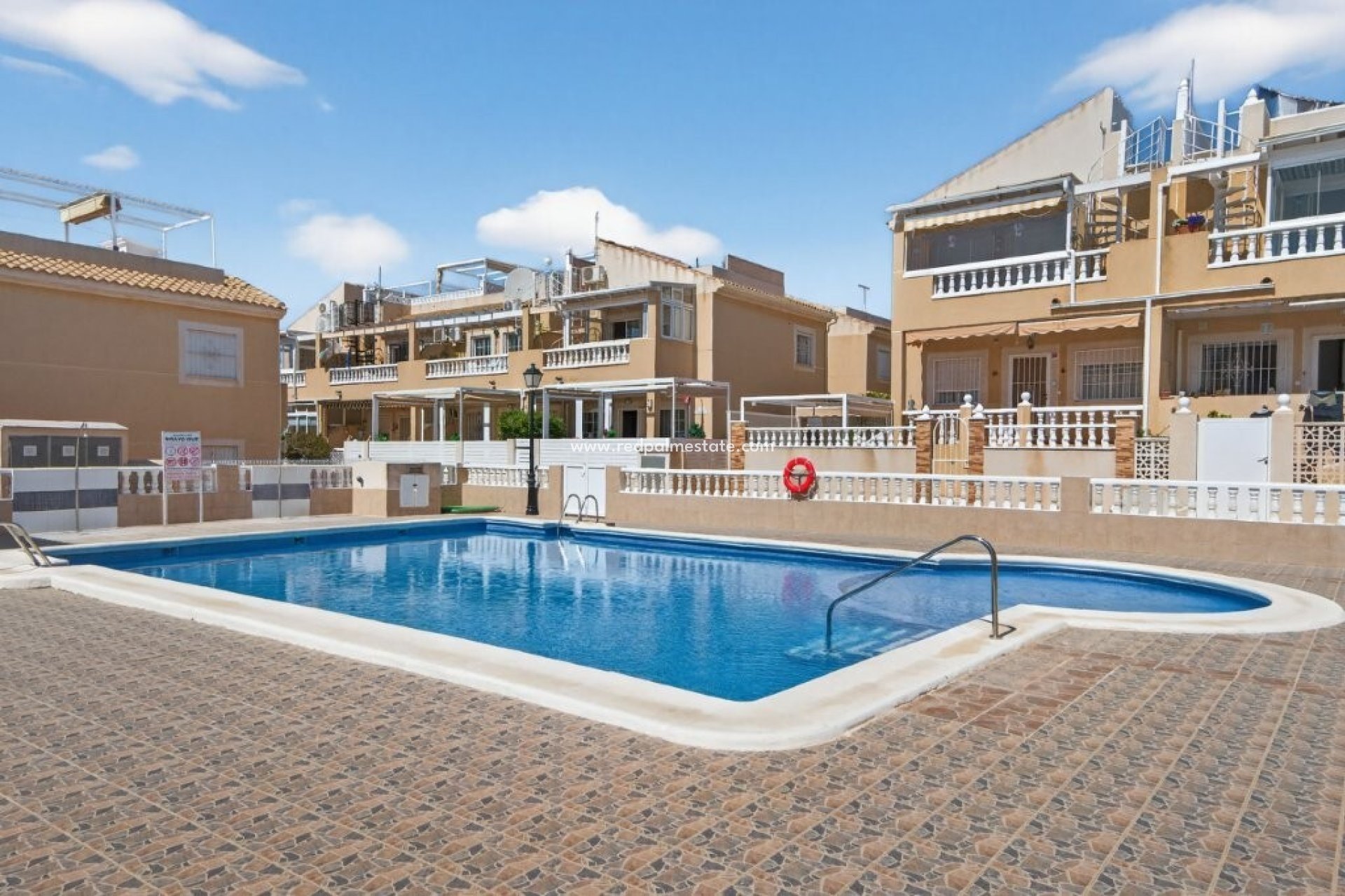 Videresalg - Rekkehus -
Torrevieja - Aguas Nuevas