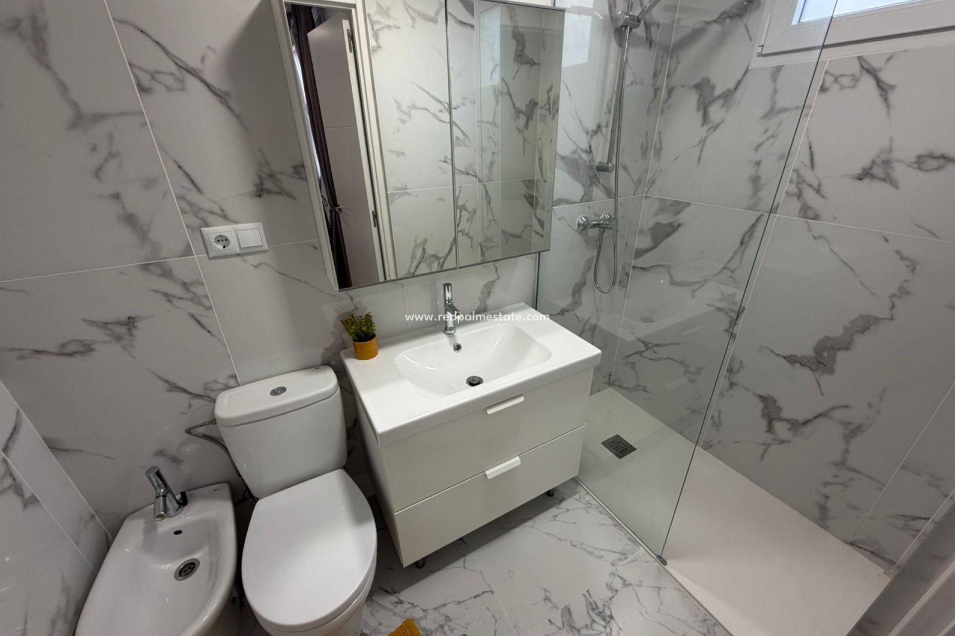 Videresalg - Rekkehus -
Torrevieja - Cabo cervera