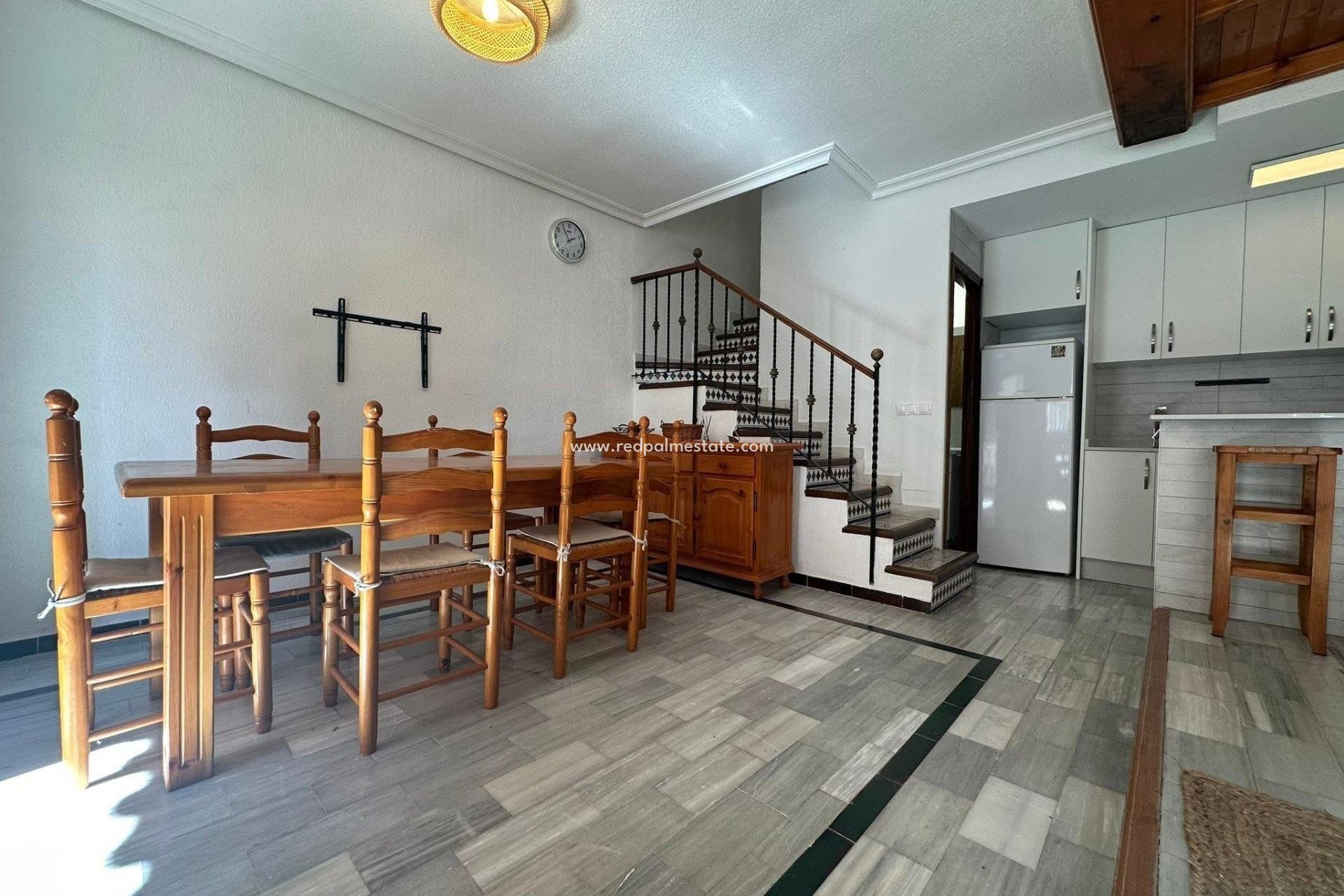 Videresalg - Rekkehus -
Torrevieja - Cabo cervera