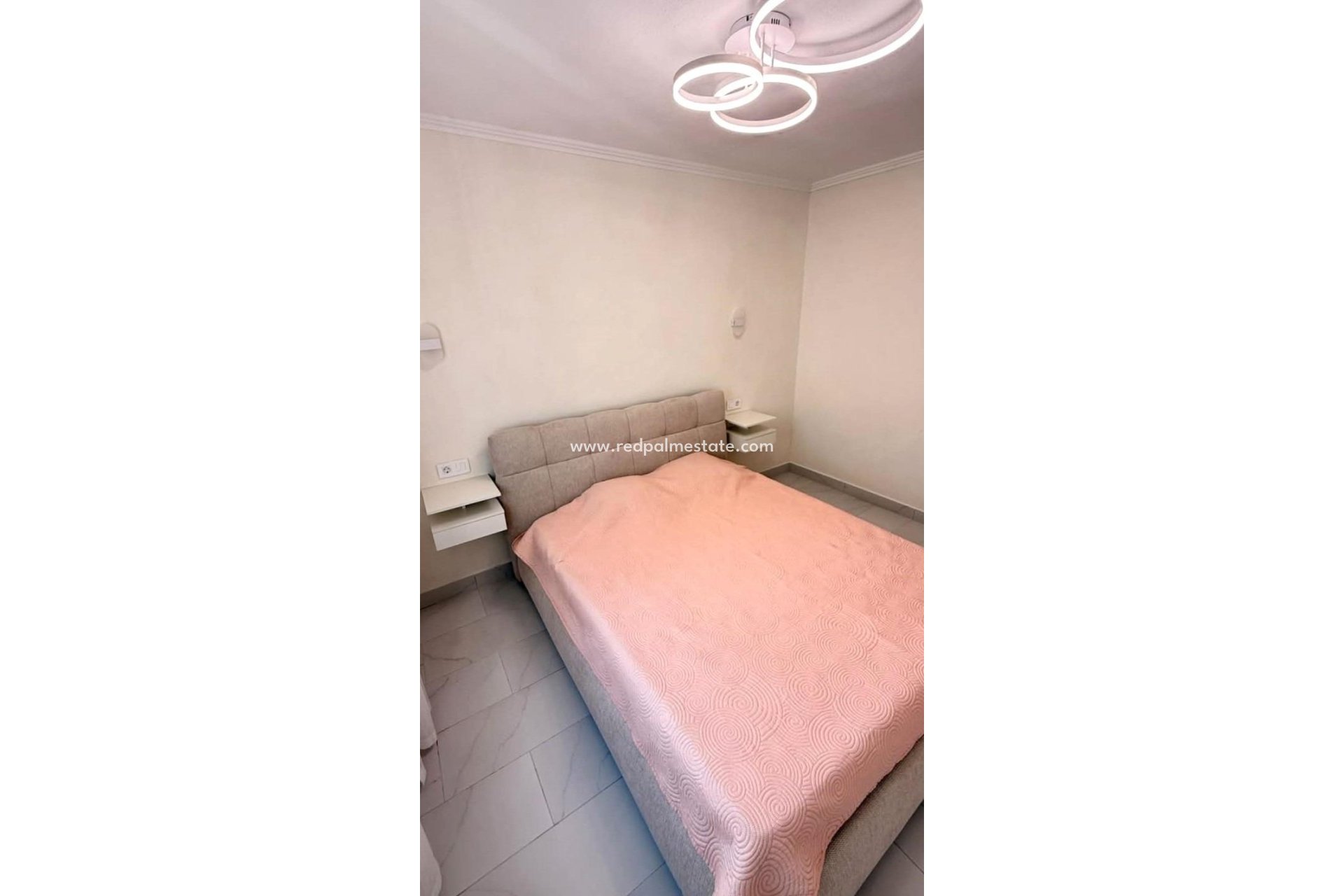 Videresalg - Rekkehus -
Torrevieja - Calas blanca