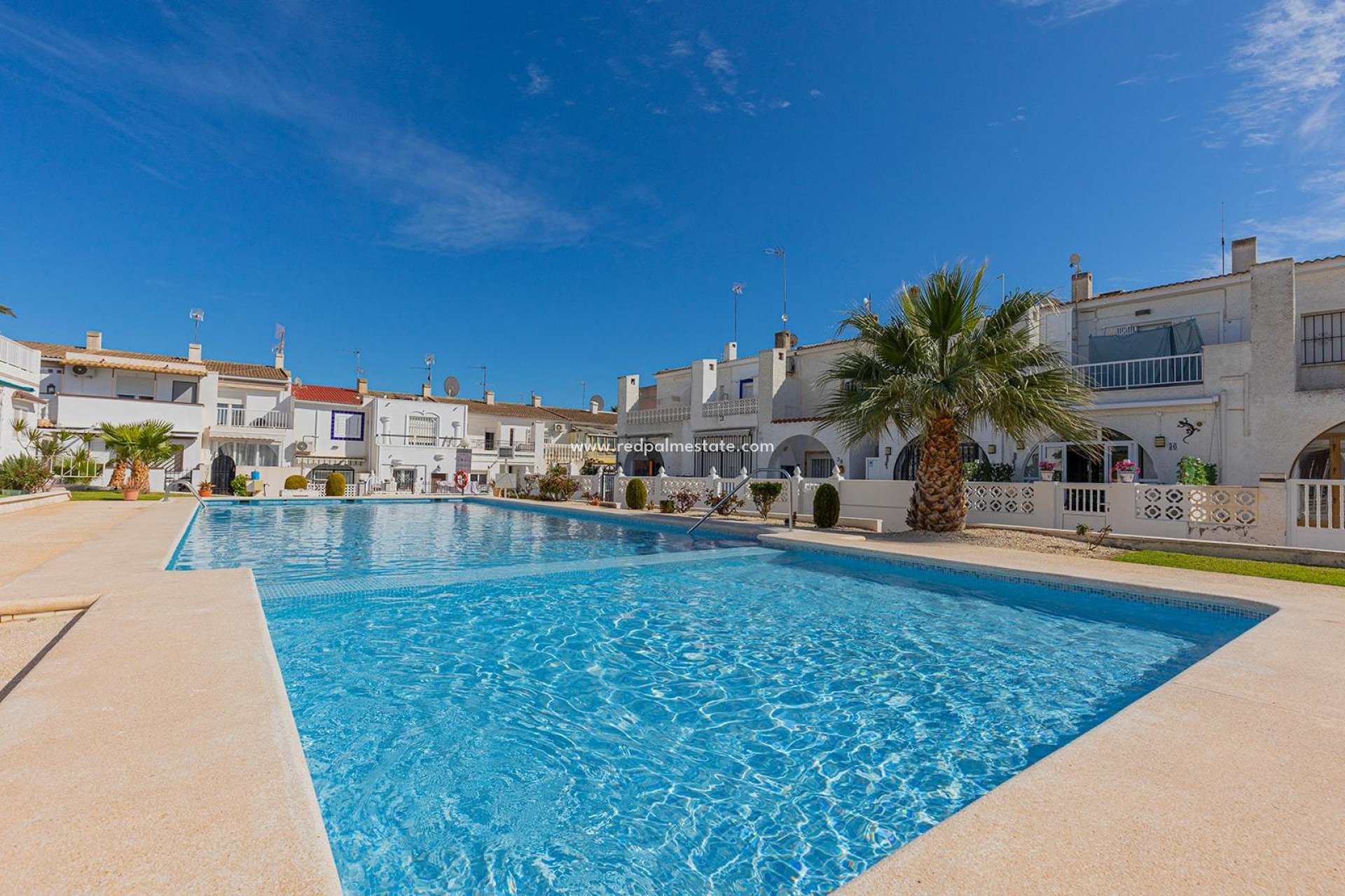 Videresalg - Rekkehus -
Torrevieja - Calas blanca