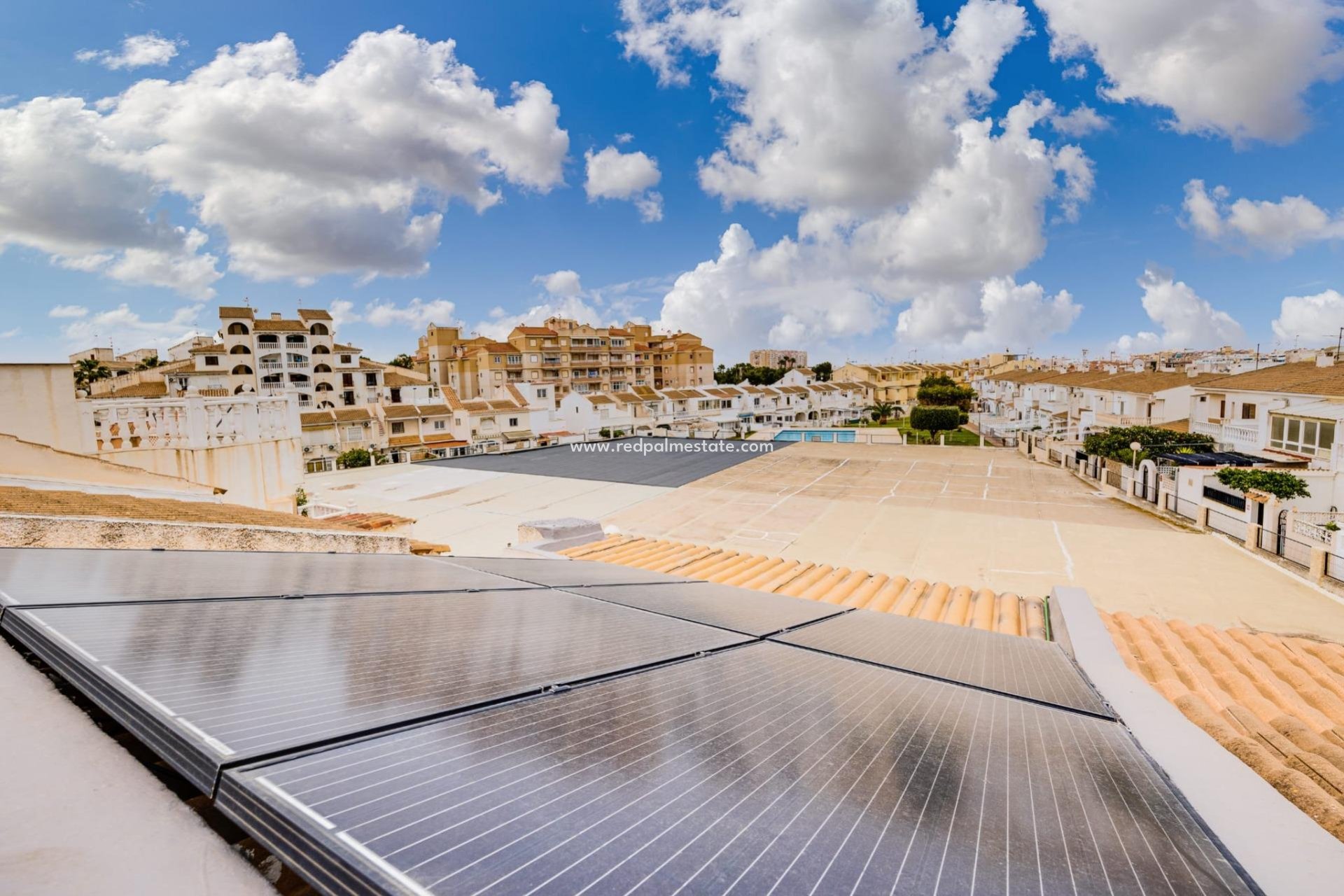 Videresalg - Rekkehus -
Torrevieja - Calas blanca