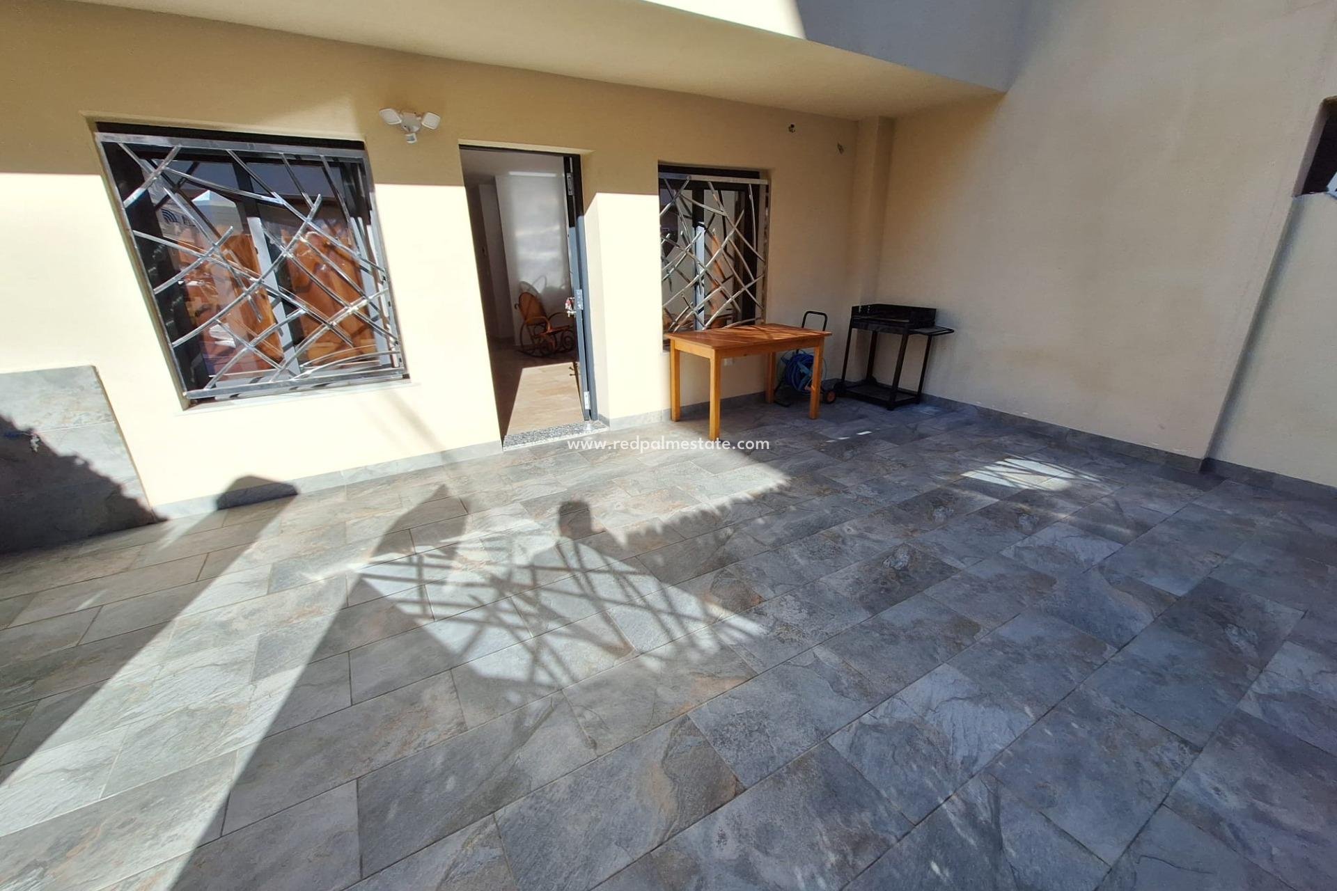 Videresalg - Rekkehus -
Torrevieja - Centro Torrevieja