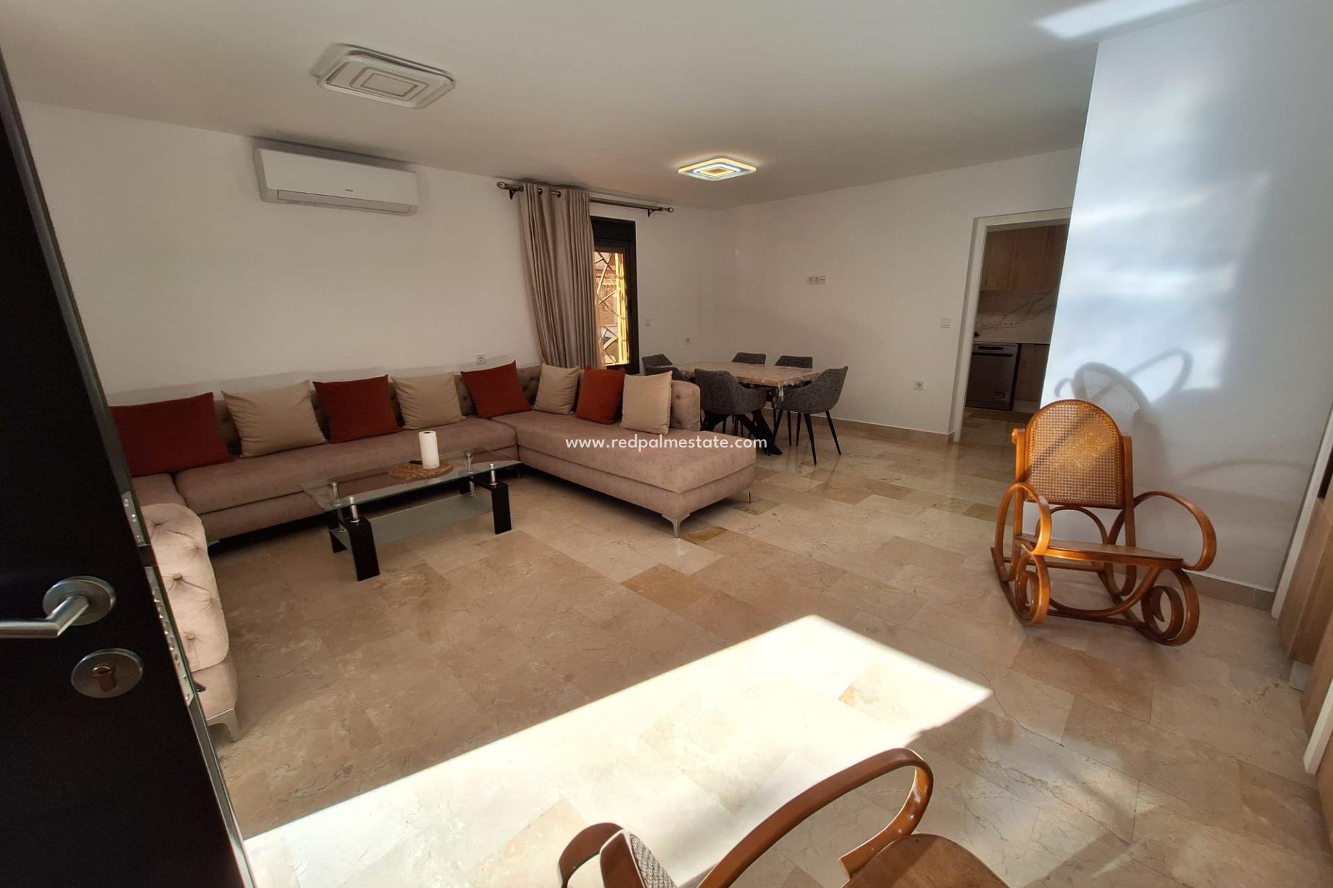 Videresalg - Rekkehus -
Torrevieja - Centro Torrevieja