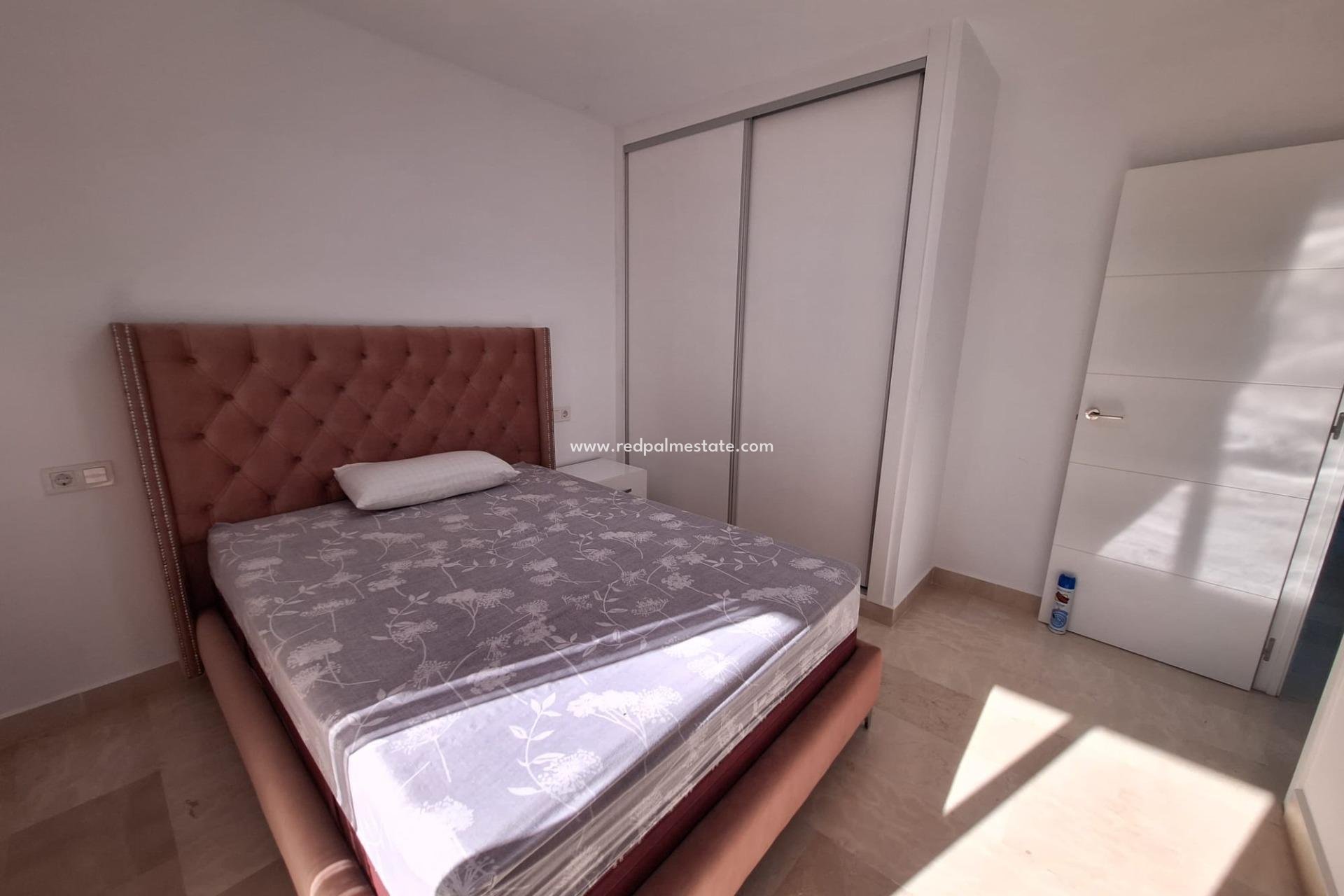 Videresalg - Rekkehus -
Torrevieja - Centro Torrevieja