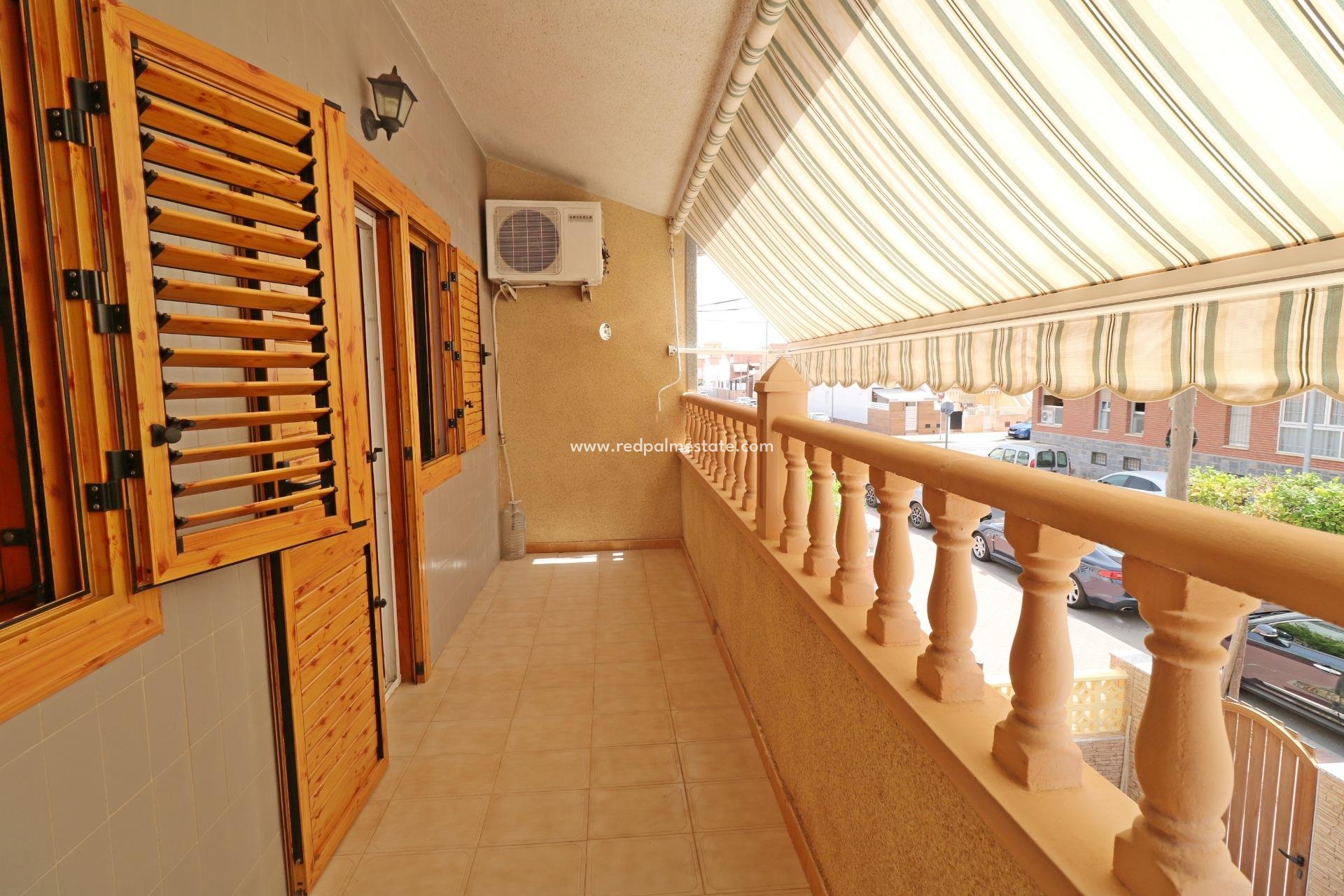 Videresalg - Rekkehus -
Torrevieja - El Acequión - Los Náufragos