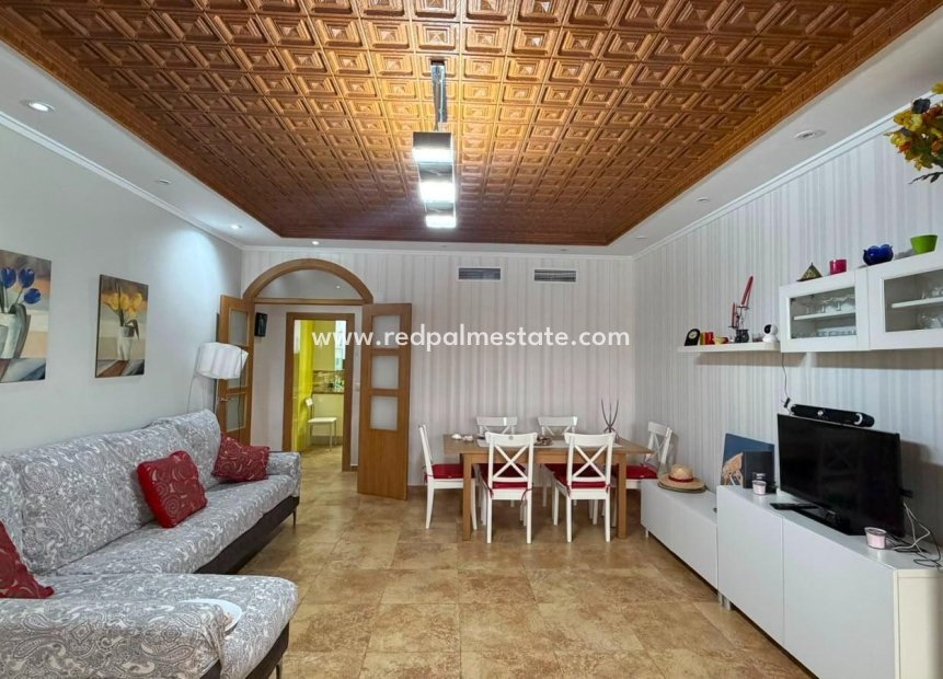 Videresalg - Rekkehus -
Torrevieja - El Acequión - Los Náufragos