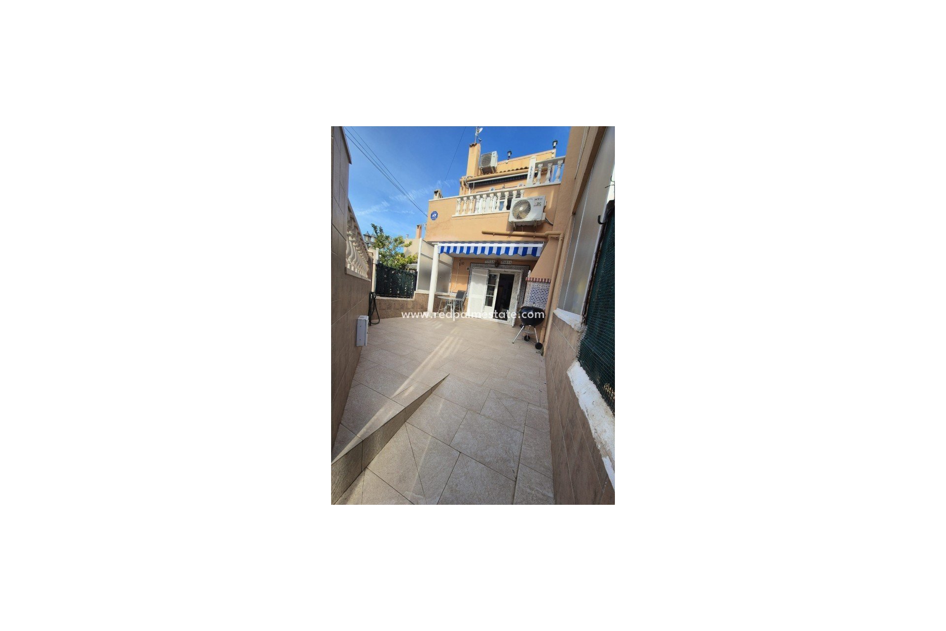 Videresalg - Rekkehus -
Torrevieja - Inland