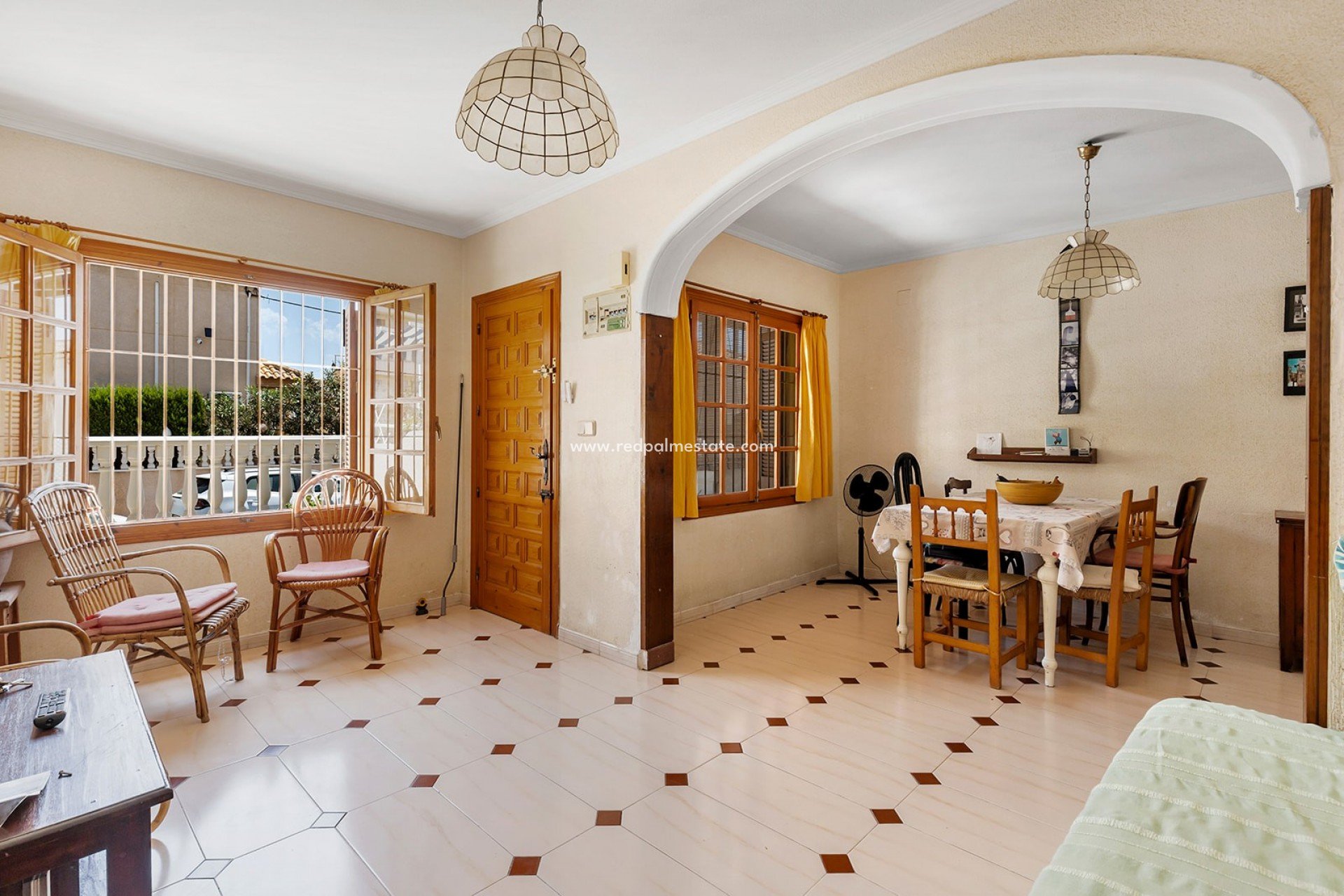Videresalg - Rekkehus -
Torrevieja - La Mata