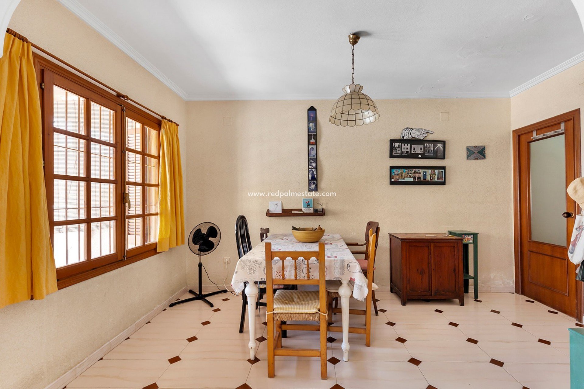Videresalg - Rekkehus -
Torrevieja - La Mata