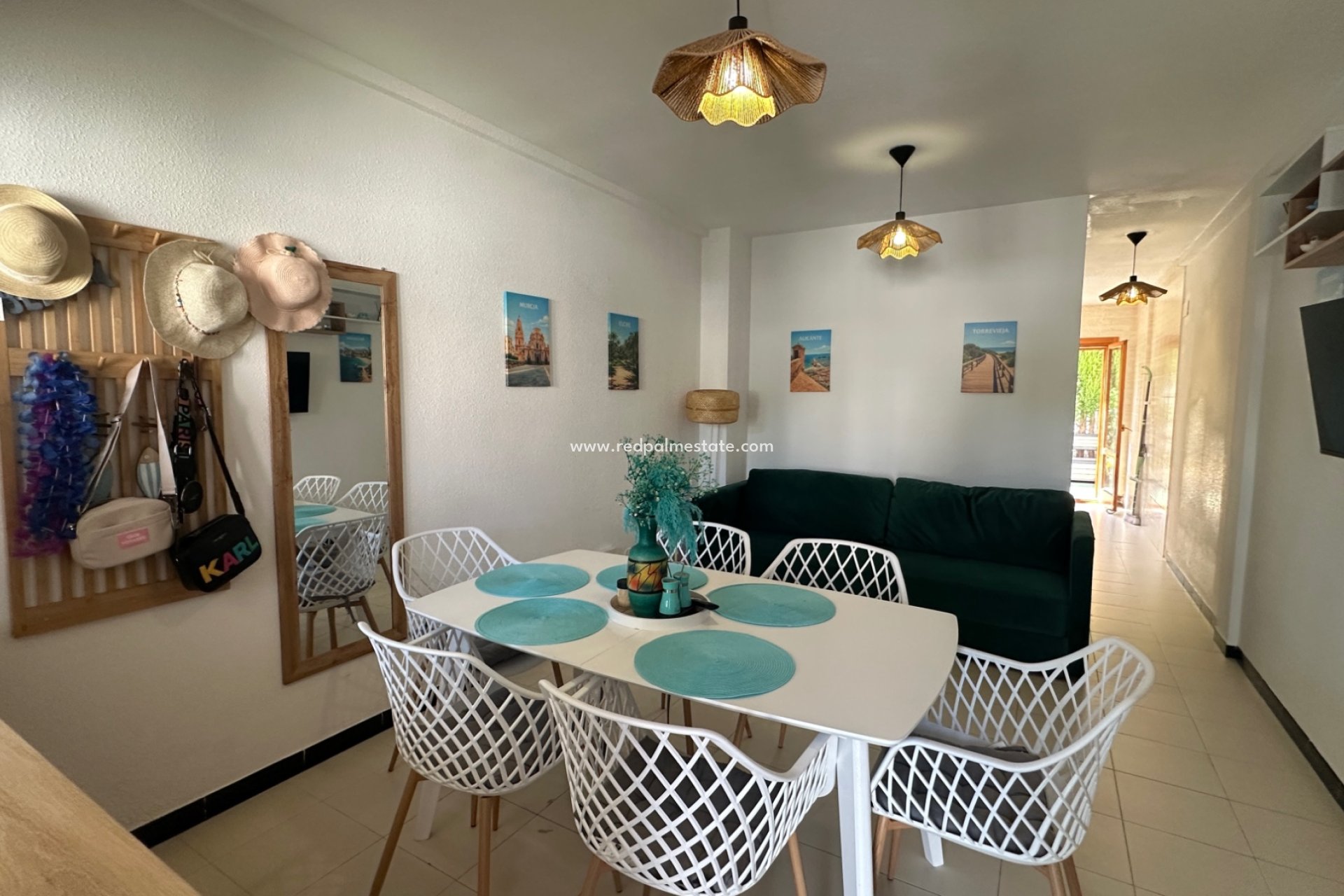 Videresalg - Rekkehus -
Torrevieja - La Mata