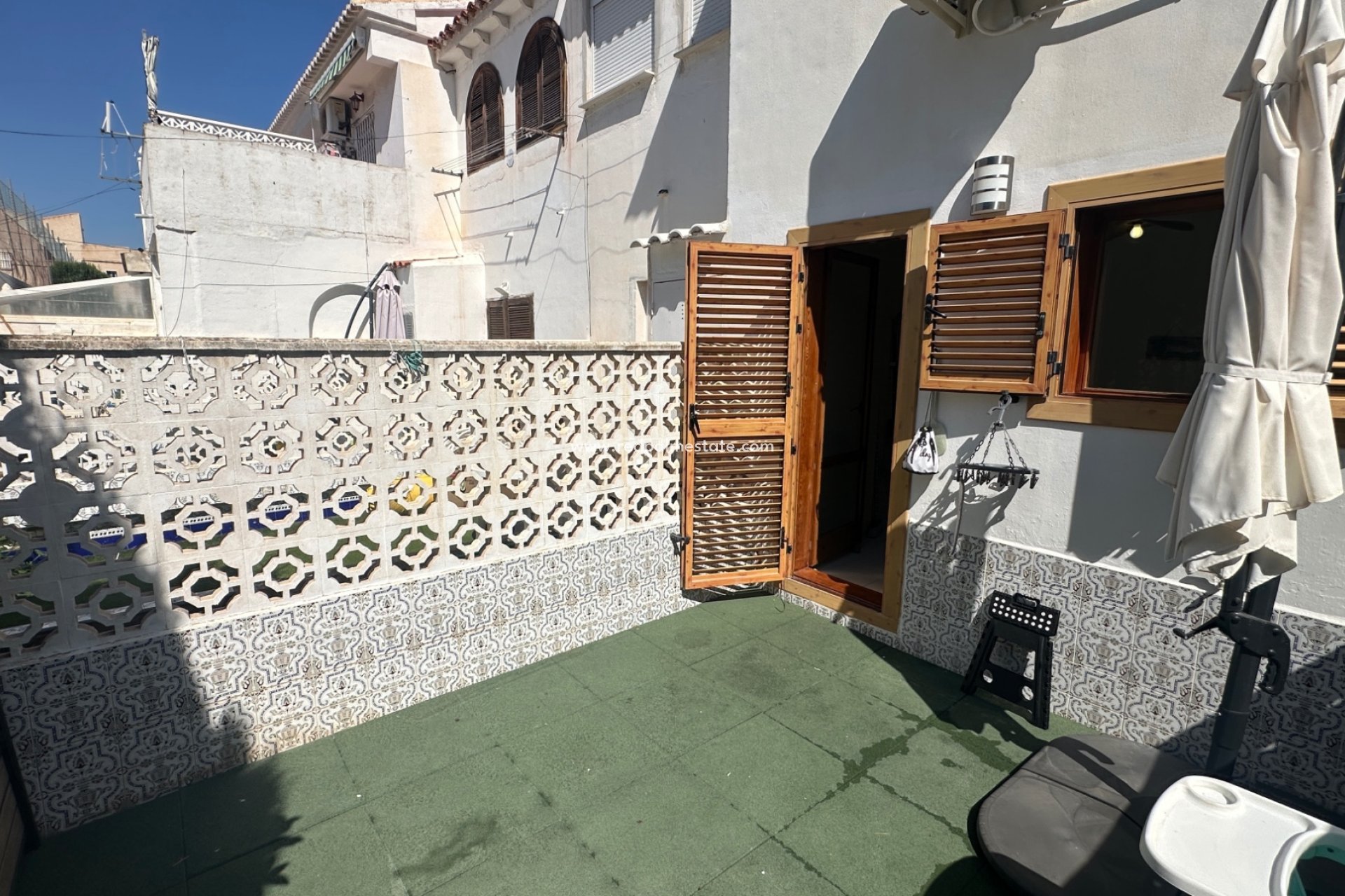 Videresalg - Rekkehus -
Torrevieja - La Mata