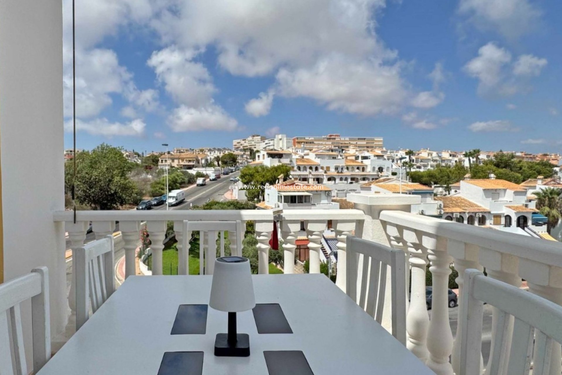 Videresalg - Rekkehus -
Torrevieja - La Mata