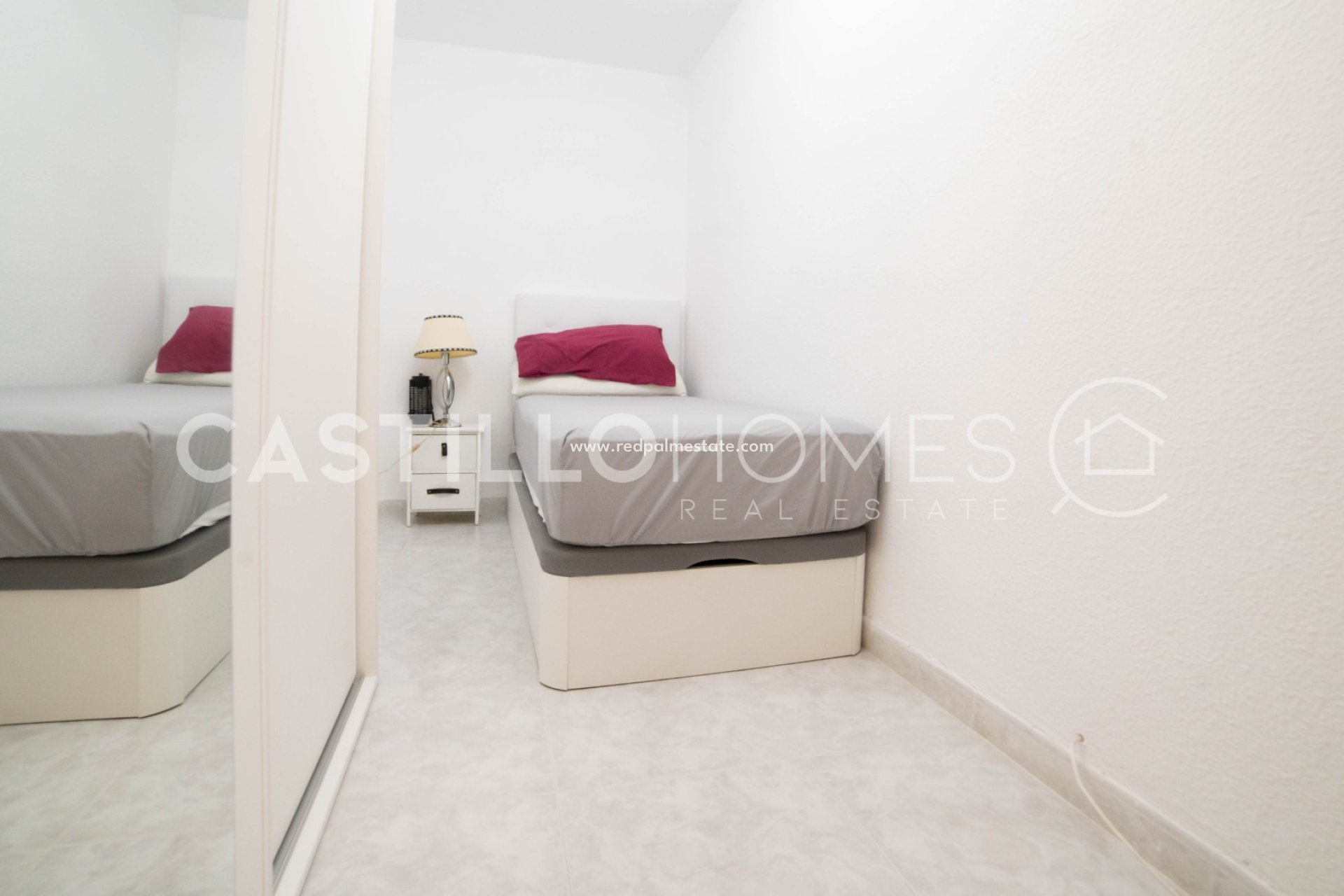 Videresalg - Rekkehus -
Torrevieja - La Mata