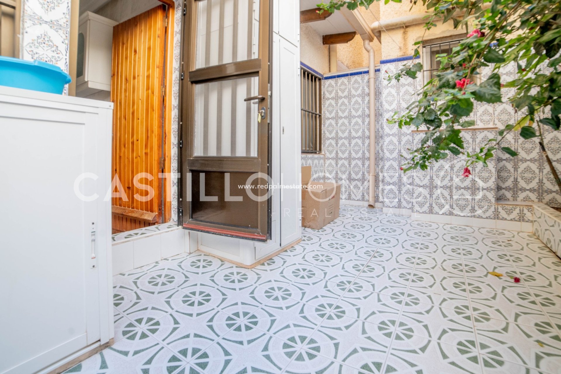 Videresalg - Rekkehus -
Torrevieja - La Mata