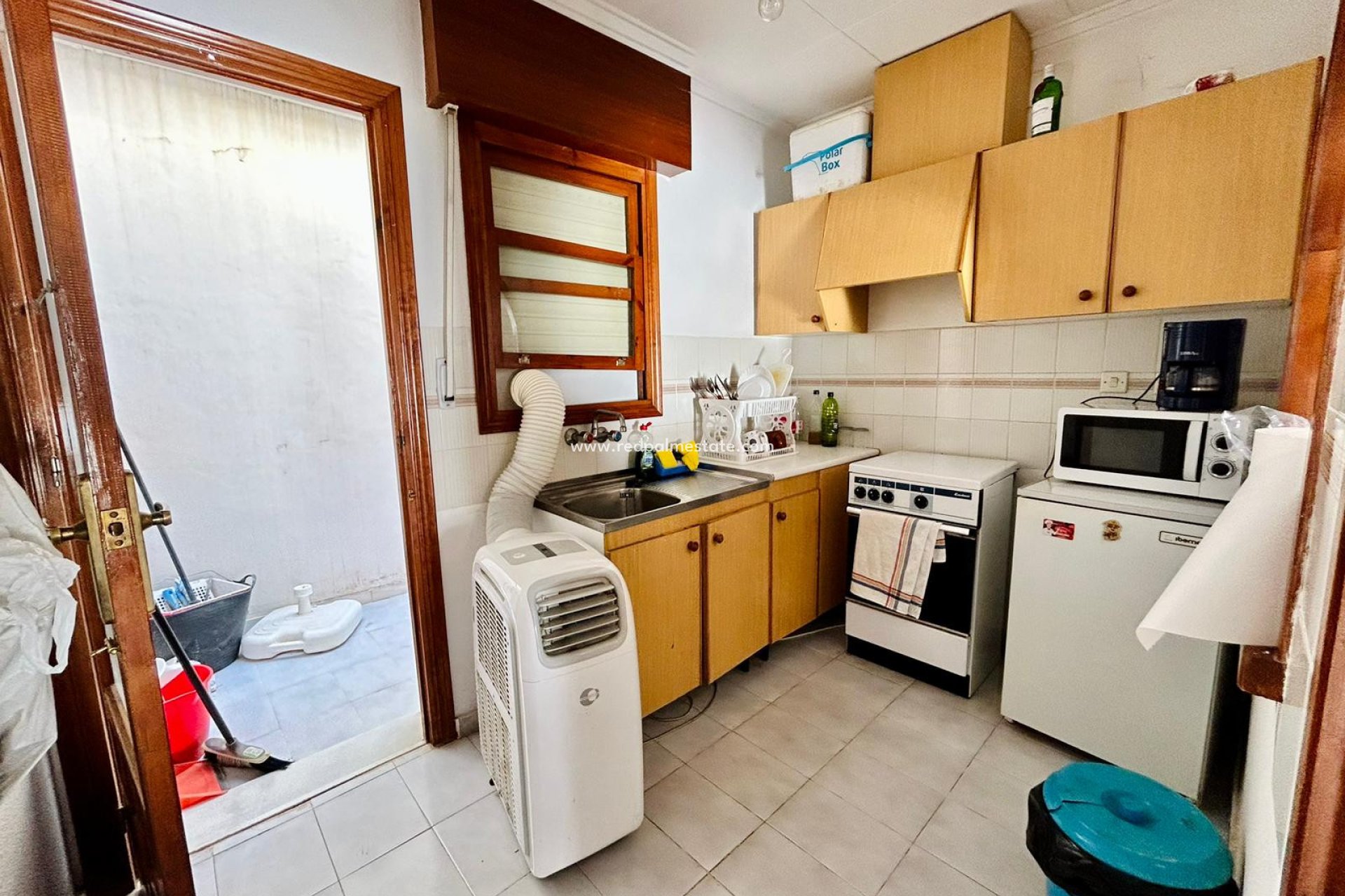 Videresalg - Rekkehus -
Torrevieja - La Siesta - El Salado -  Torreta