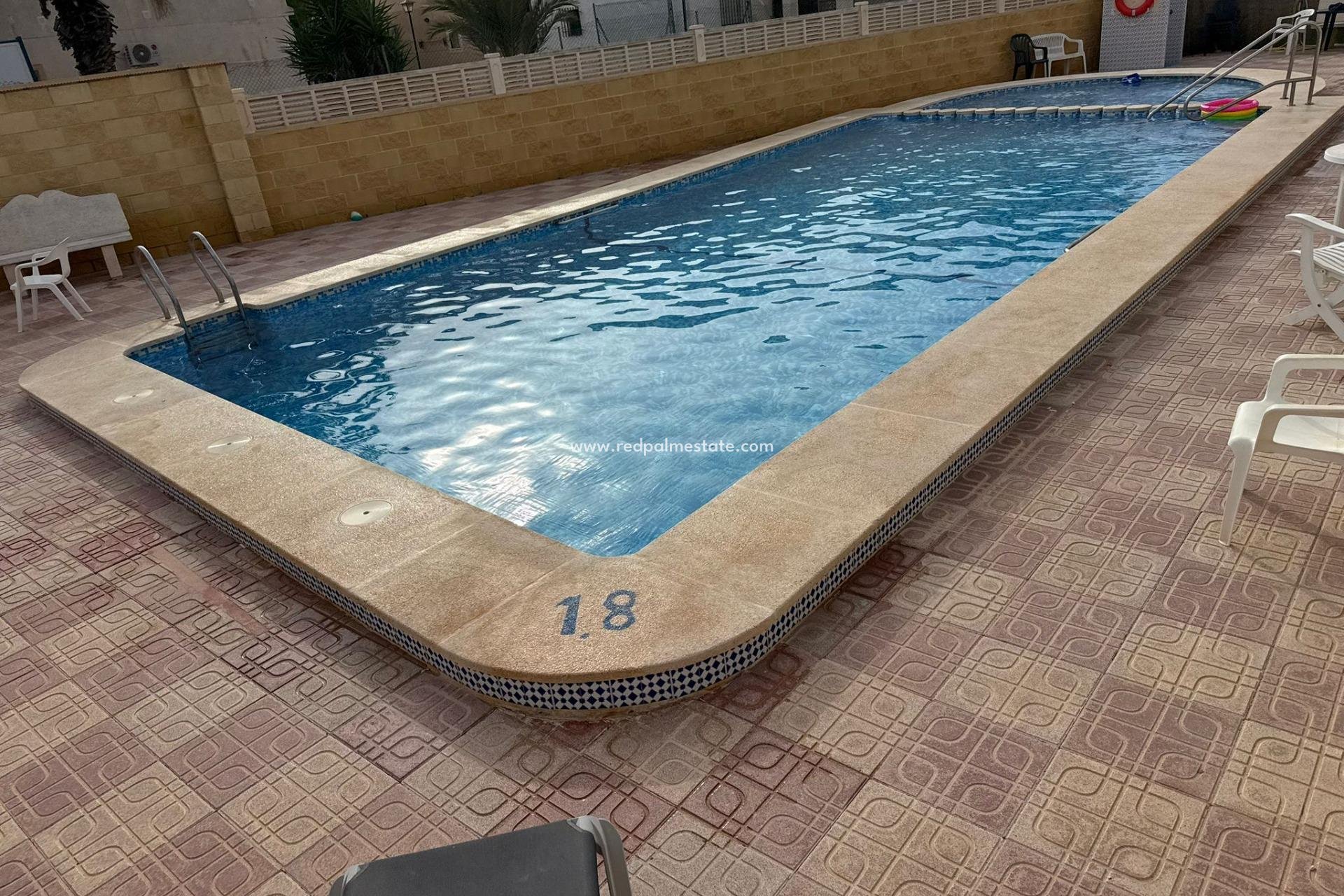 Videresalg - Rekkehus -
Torrevieja - La Siesta - El Salado - Torreta