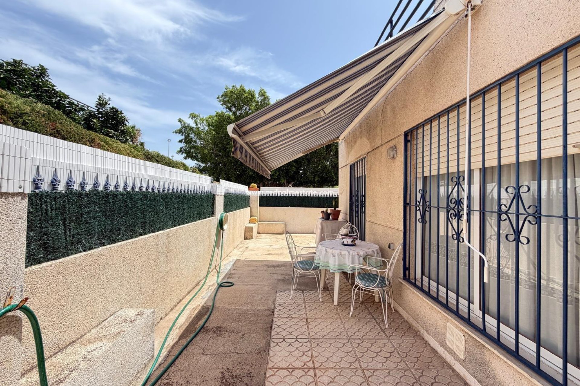 Videresalg - Rekkehus -
Torrevieja - La Siesta - El Salado -  Torreta