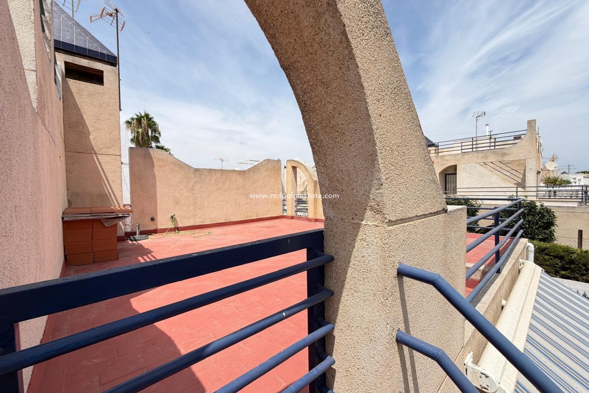 Videresalg - Rekkehus -
Torrevieja - La Siesta - El Salado -  Torreta