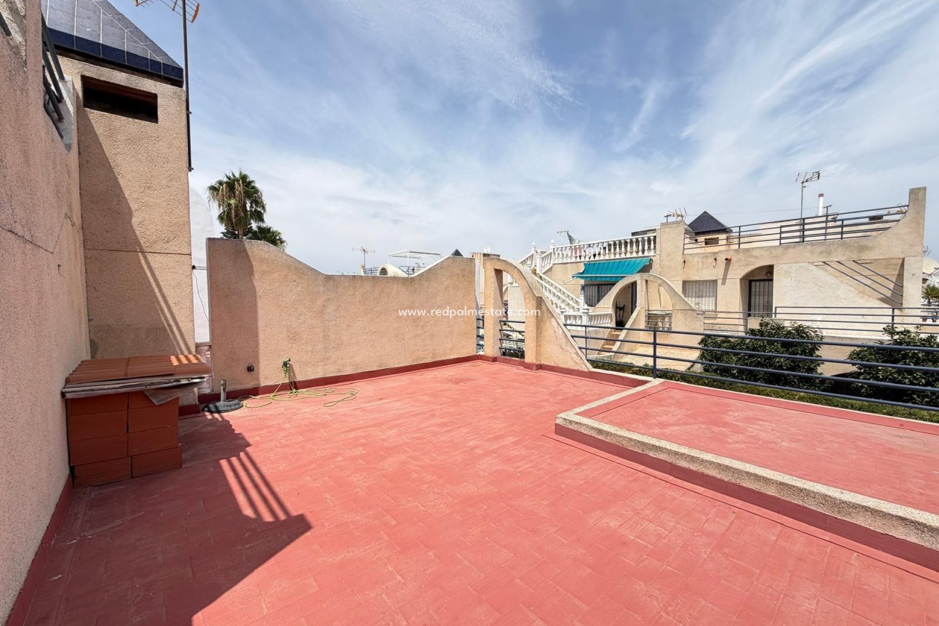 Videresalg - Rekkehus -
Torrevieja - La Siesta - El Salado -  Torreta
