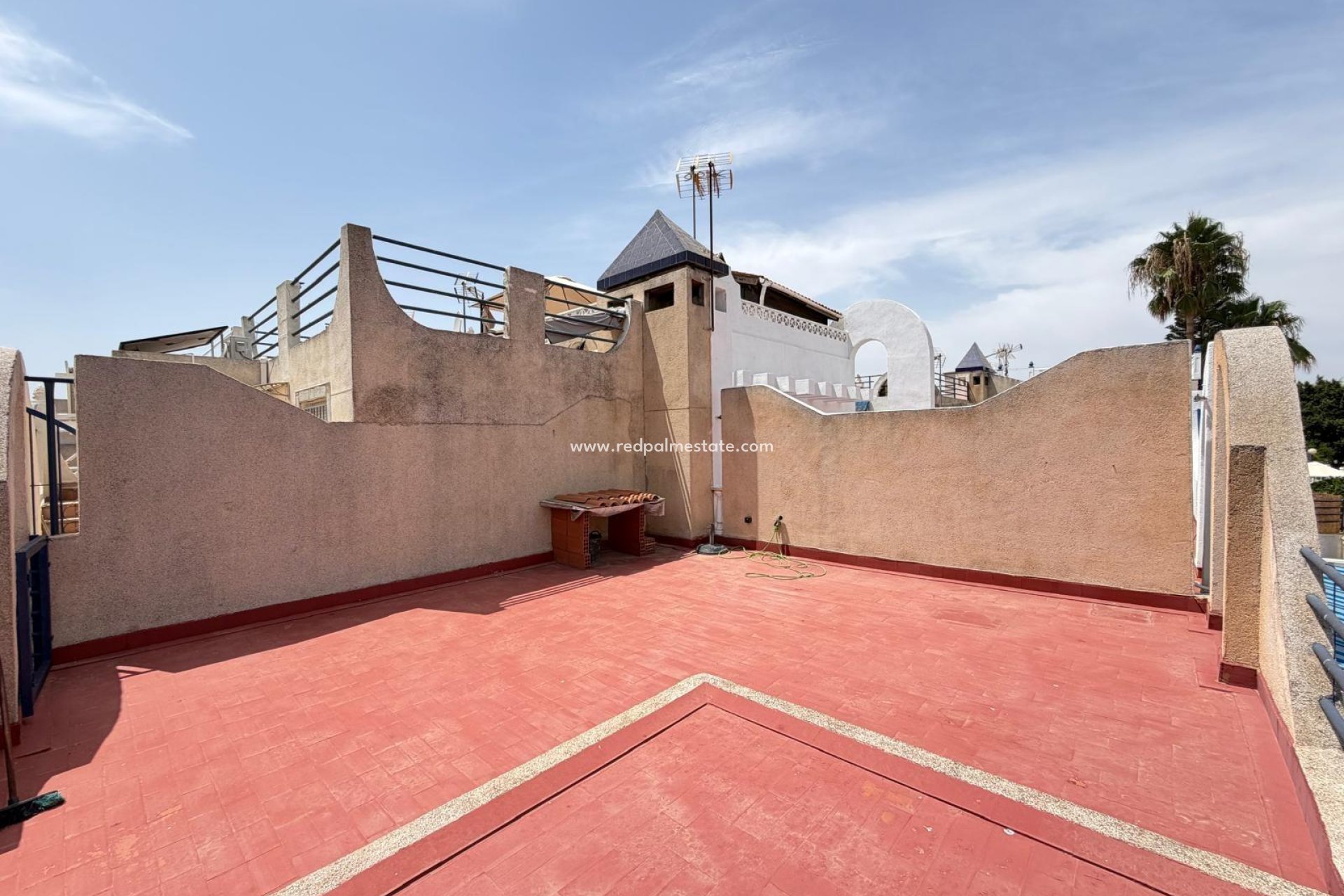 Videresalg - Rekkehus -
Torrevieja - La Siesta - El Salado -  Torreta