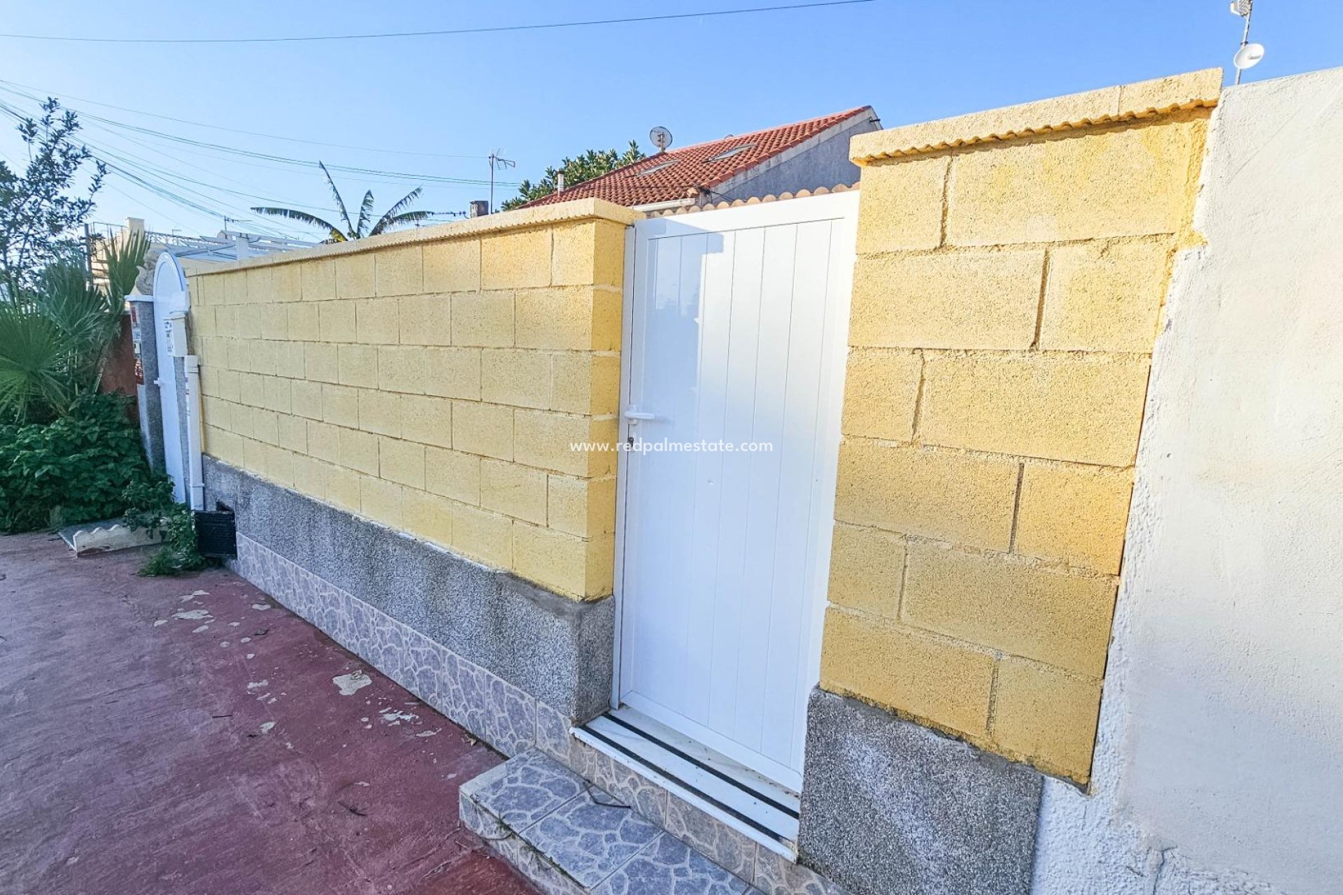 Videresalg - Rekkehus -
Torrevieja - La Siesta - El Salado -  Torreta