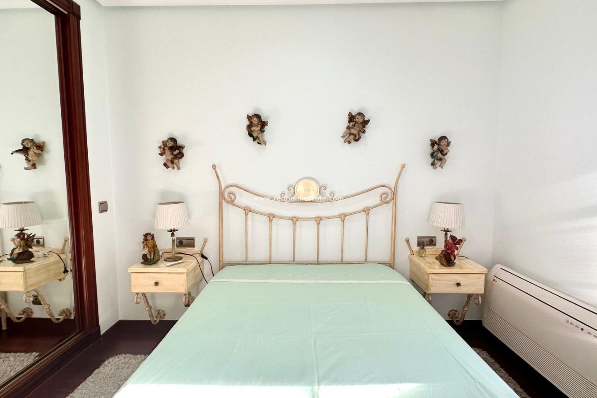 Videresalg - Rekkehus -
Torrevieja - La Siesta - El Salado - Torreta