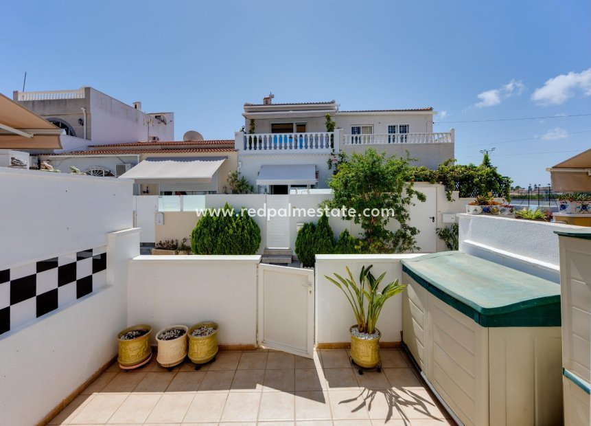 Videresalg - Rekkehus -
Torrevieja - La Siesta - El Salado - Torreta