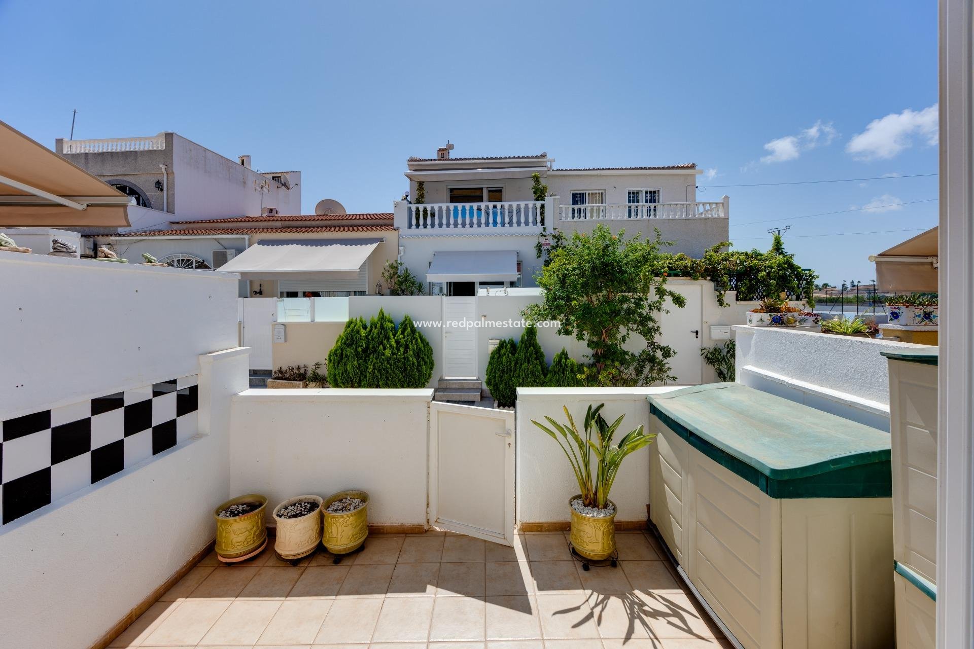 Videresalg - Rekkehus -
Torrevieja - La Siesta - El Salado - Torreta