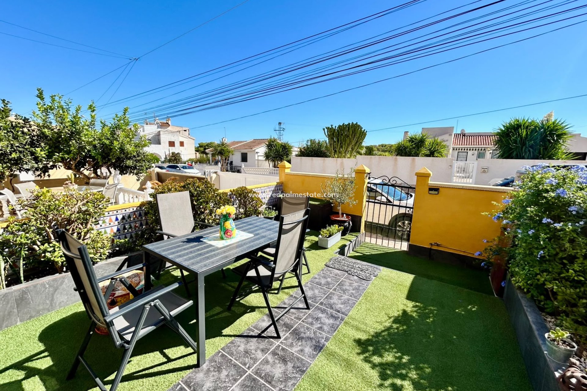 Videresalg - Rekkehus -
Torrevieja - La Siesta - El Salado - Torreta