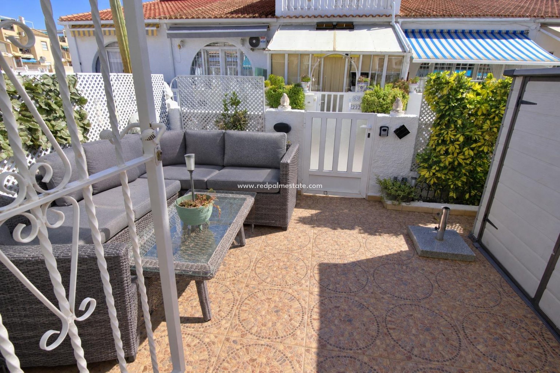 Videresalg - Rekkehus -
Torrevieja - La Siesta - El Salado -  Torreta