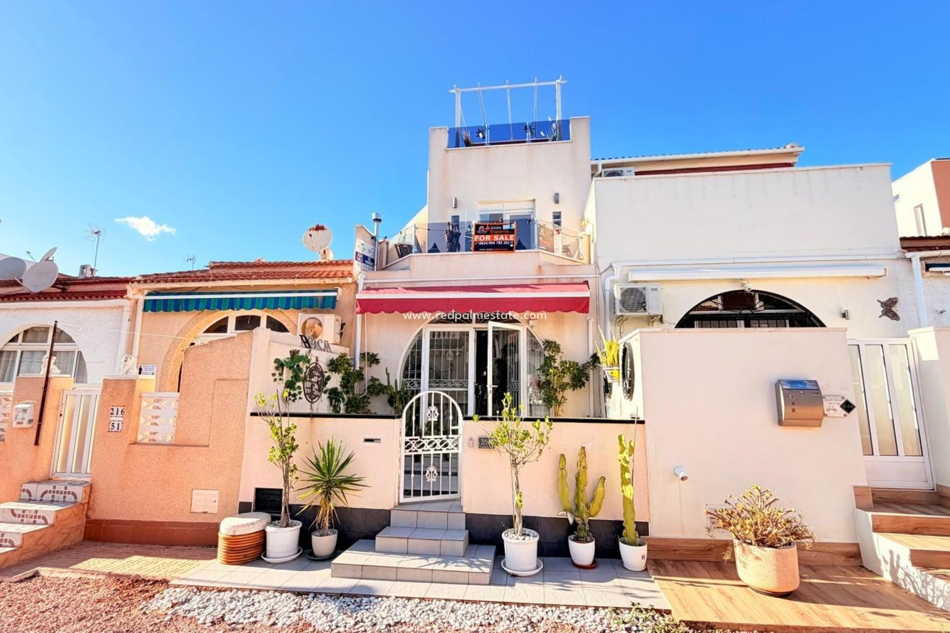 Videresalg - Rekkehus -
Torrevieja - La Siesta - El Salado - Torreta