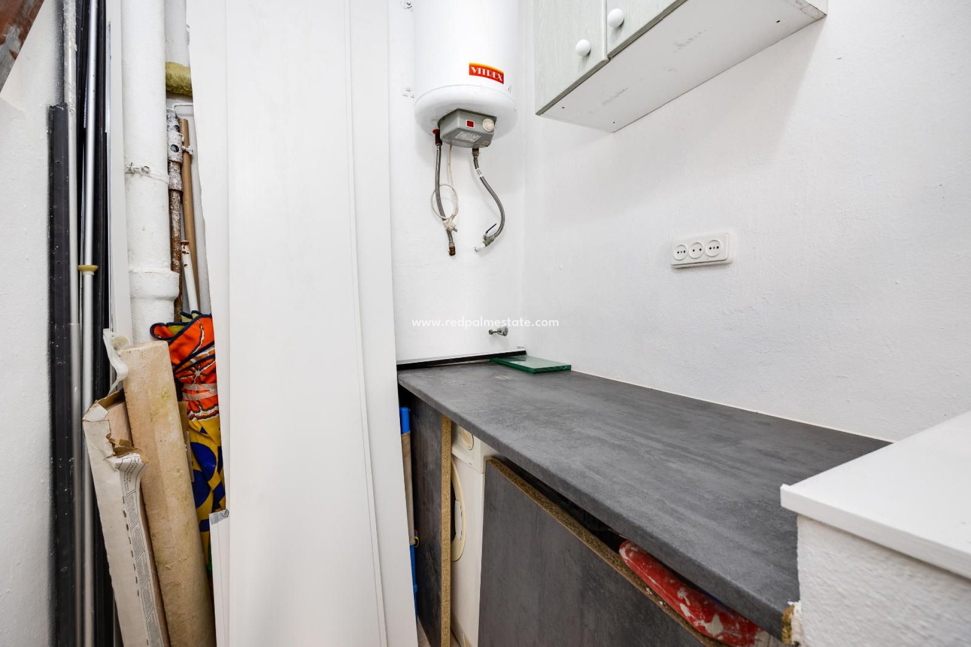 Videresalg - Rekkehus -
Torrevieja - La Siesta - El Salado -  Torreta