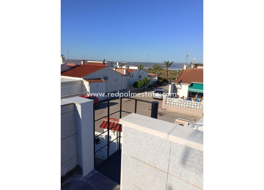 Videresalg - Rekkehus -
Torrevieja - La Siesta - El Salado -  Torreta